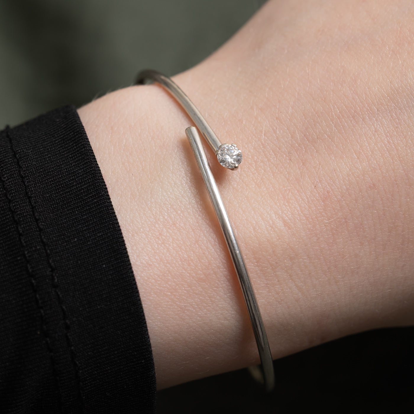 'Pandora' Diamond Bypass Bangle Bracelet | 0.25ct | 7.25"
