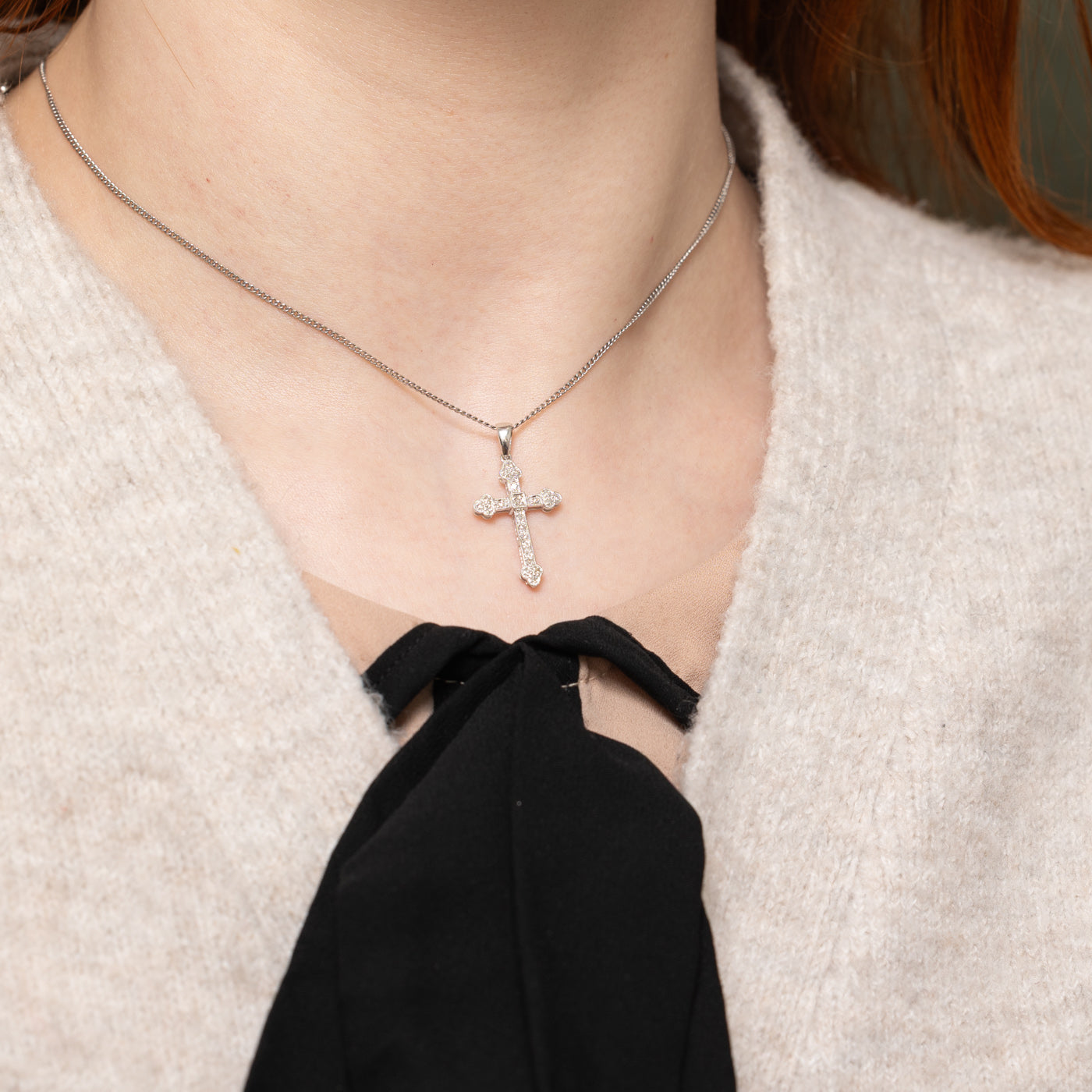 14k Diamond Ornate Cross Pendant | 0.10ctw