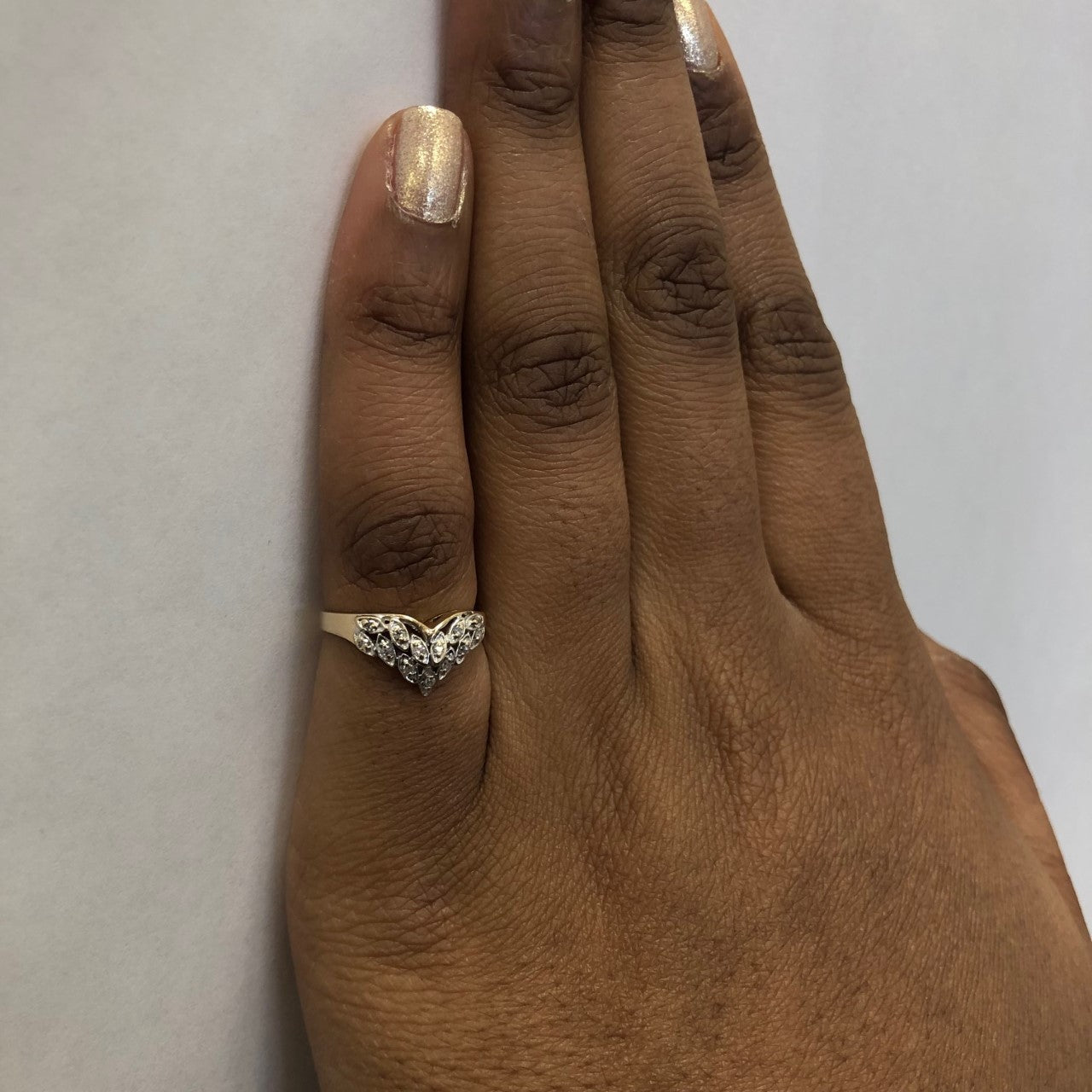 Cluster Diamond Chevron Ring | 0.04ctw | SZ 5 |