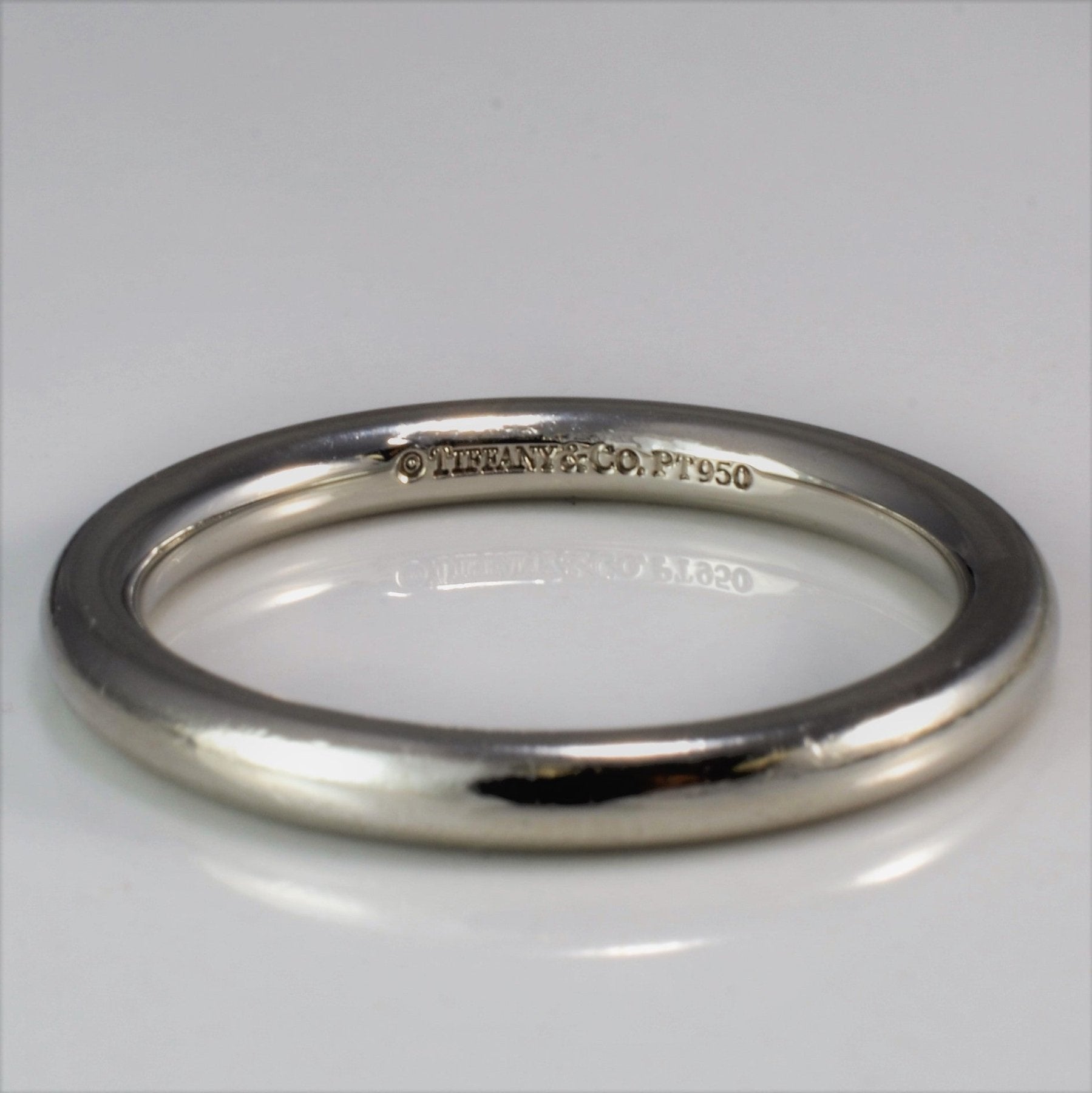 'Tiffany & Co.' Classic Platinum Wedding Band | SZ 8.5 | - 100 Ways