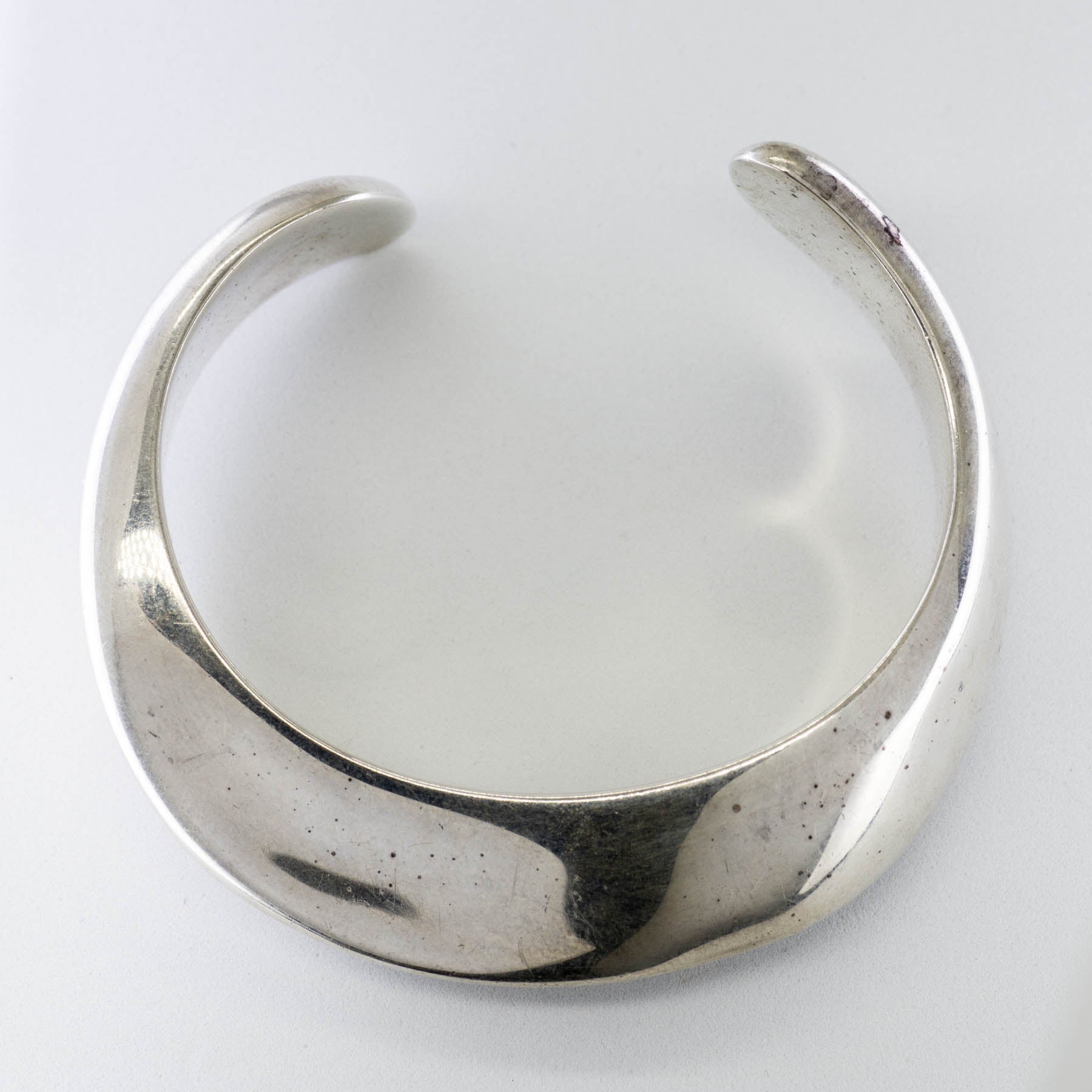 'Tiffany & Co.' Elsa Peretti® Swirl Cuff in Sterling - 100 Ways