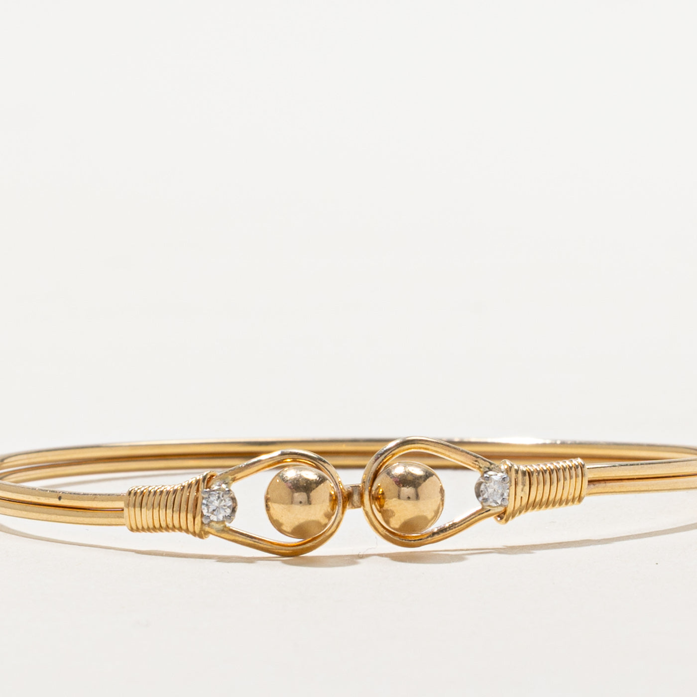 Diamond Bead Clasp Bracelet | 0.08ctw | 7"