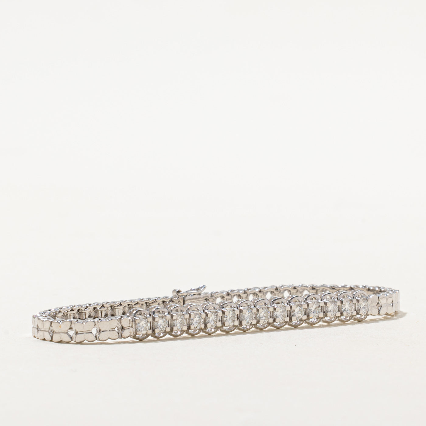 18k White Gold Diamond Butterfly Link Bracelet | 1.05ctw | 6.5"