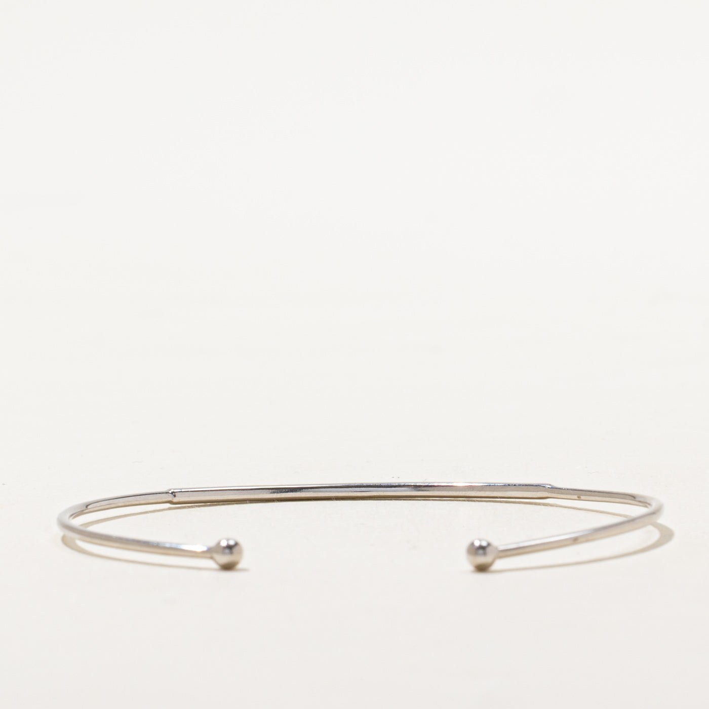 18k White Gold Semi Eternity Diamond Cuff | 0.29ctw | 5.75"