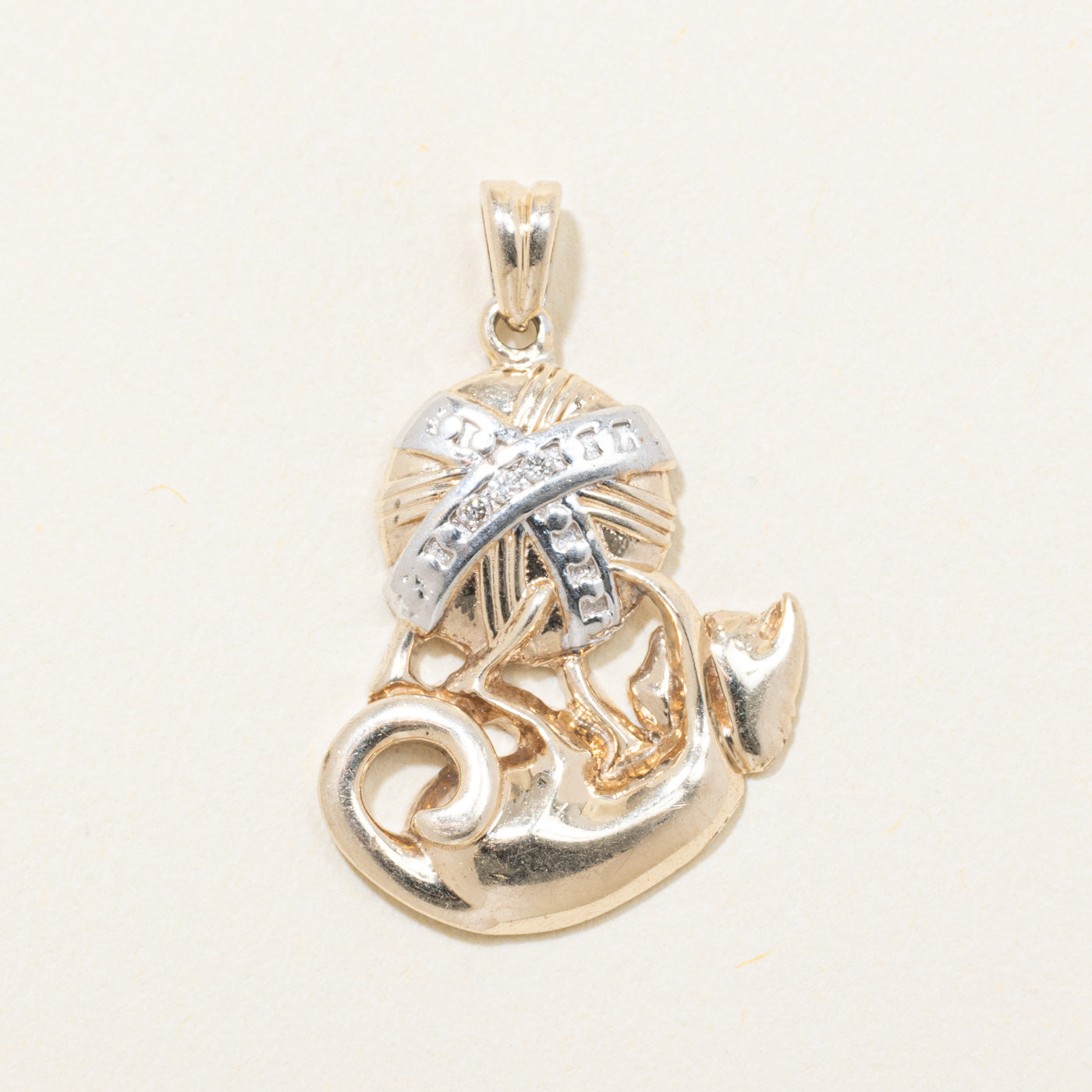 10k Diamond Cat & Yarn Pendant