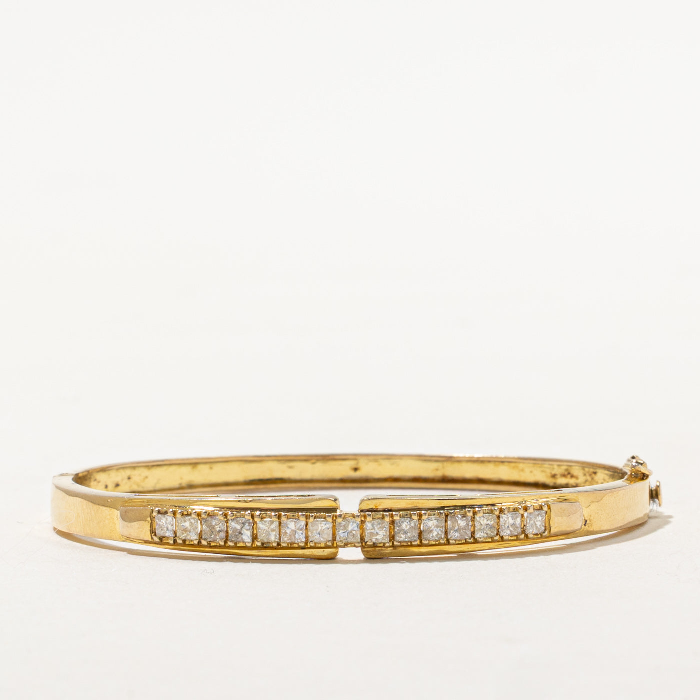 Princess Cut Diamond Bangle | 0.82ctw | 7"