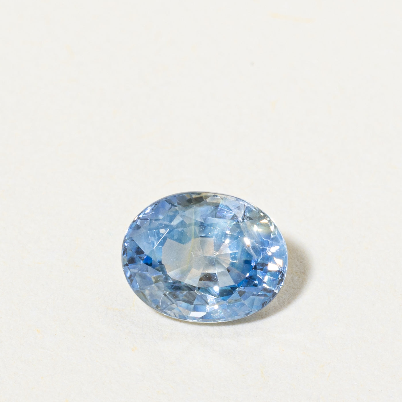Saphir ovale non serti | 1,08 ct