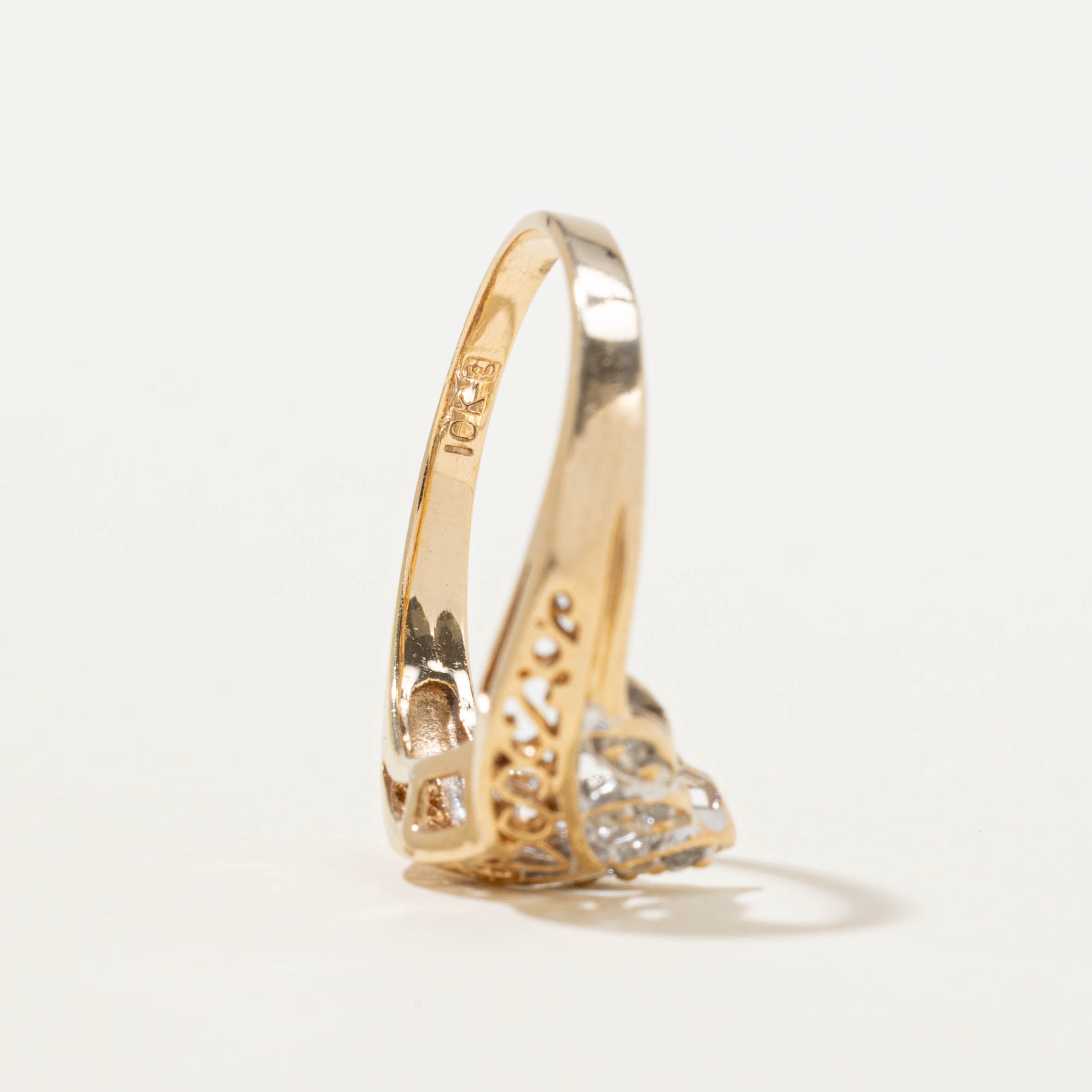 10k Diamond Openwork Chevron Ring | SZ 5.25