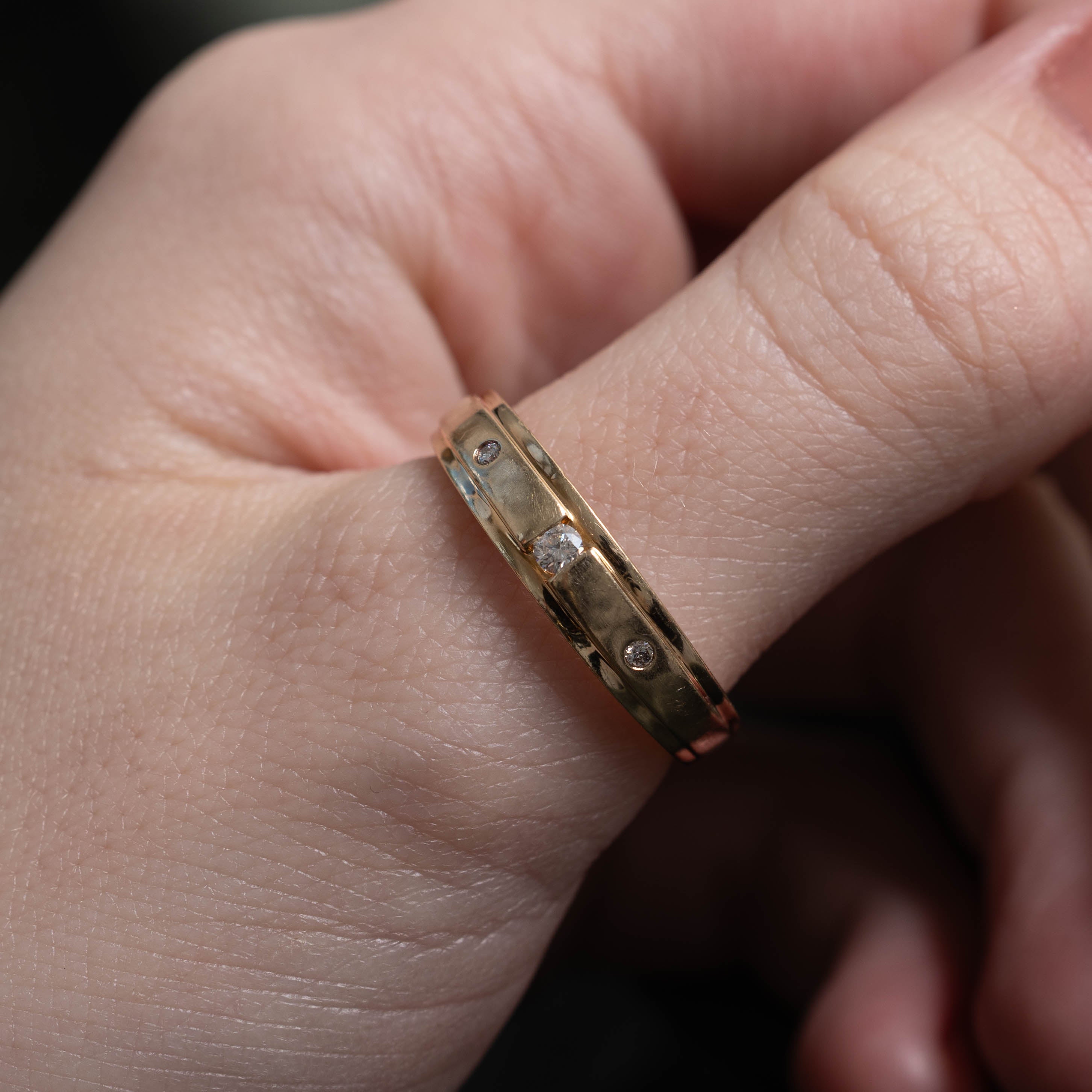 10k Flush Set Three Stone Diamond Band | SZ 9.75