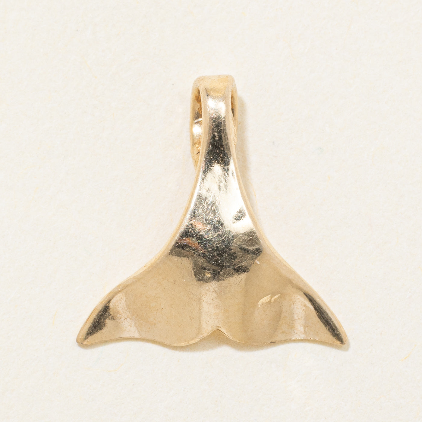 14k Yellow Gold Fish Tail Pendant