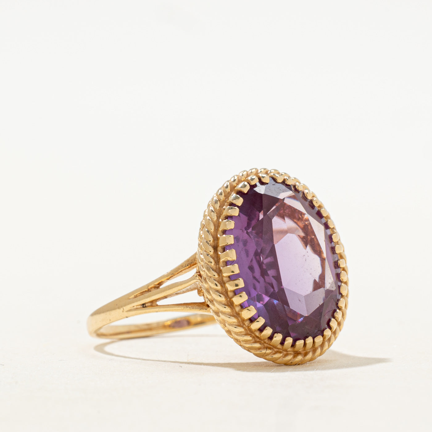 Synthetic Colour Change Sapphire Cocktail Ring | 8.65ct | SZ 8.5