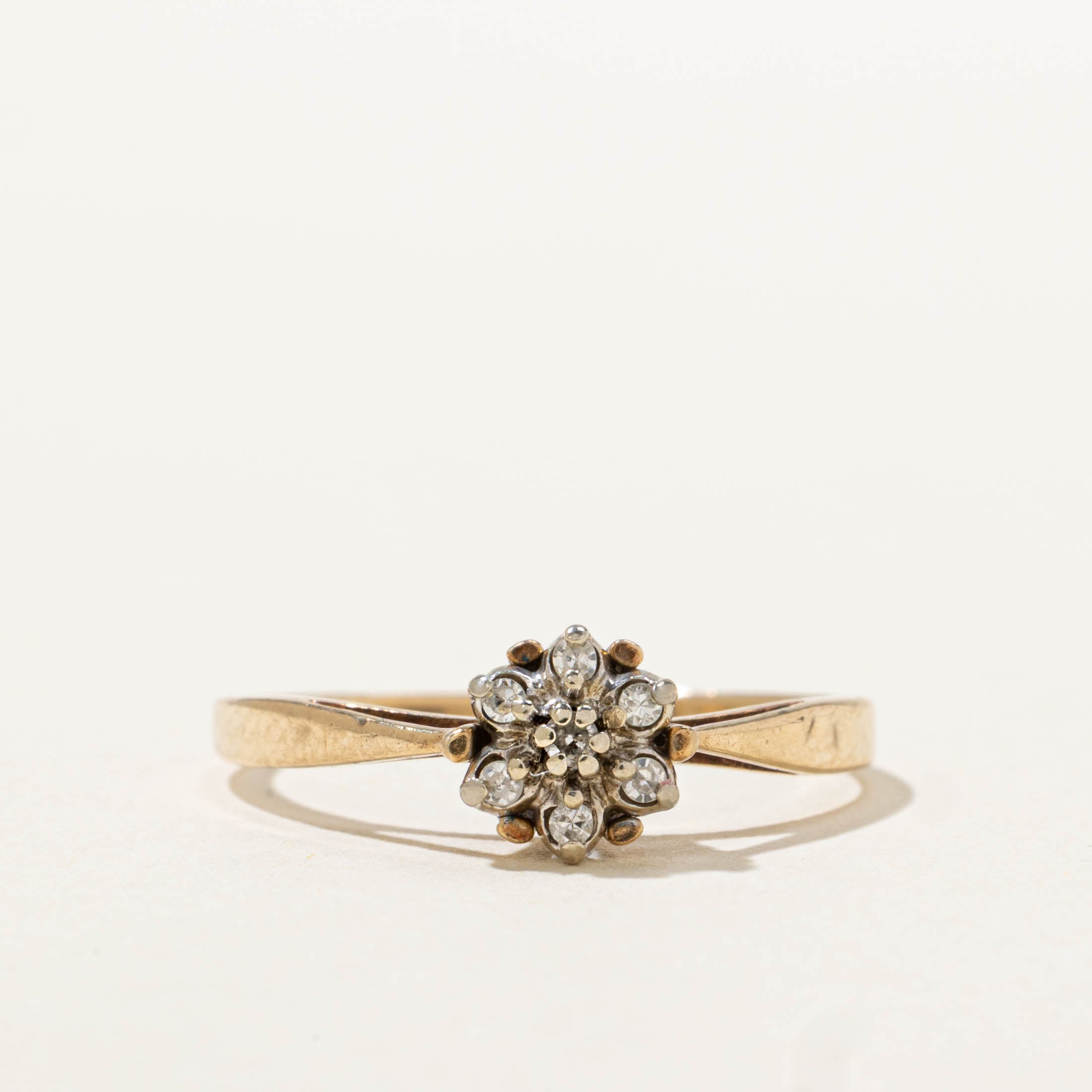10k Diamond Flower Cluster Ring | SZ 6.25
