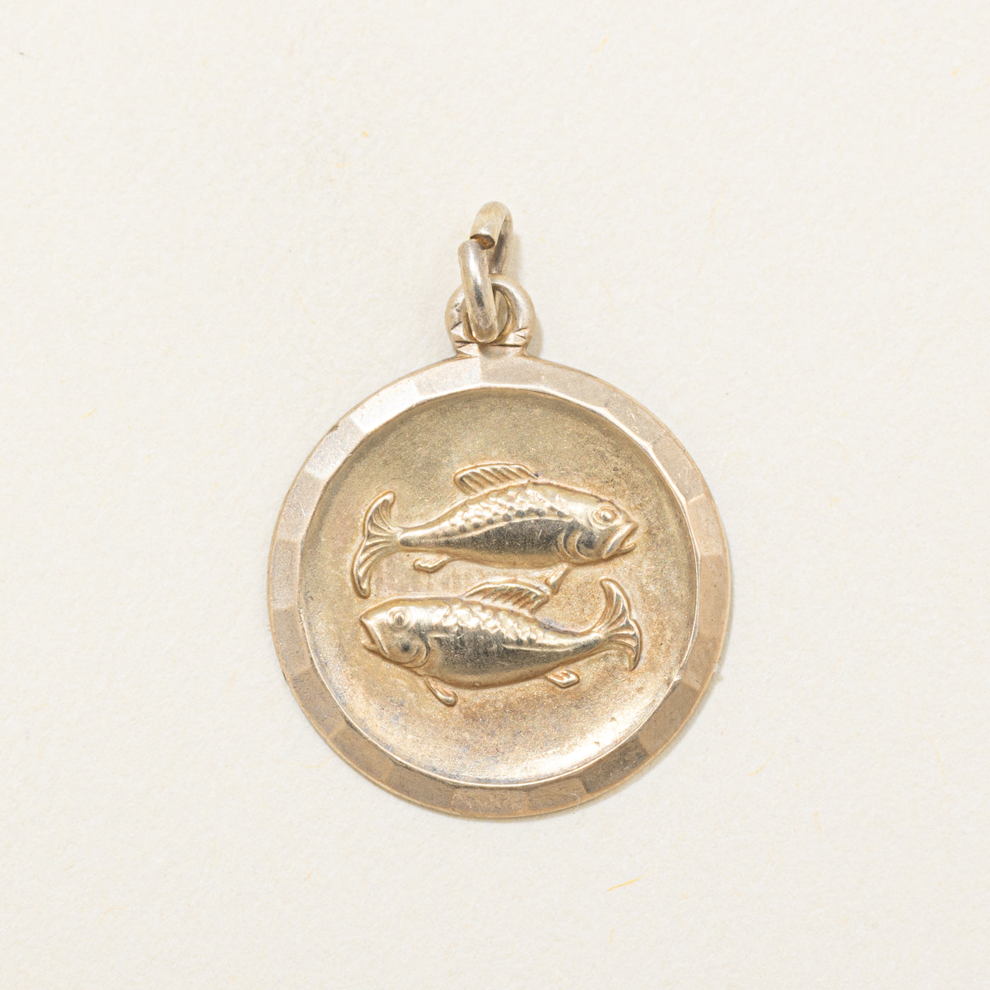 18k Yellow Gold Pisces Zodiac Charm