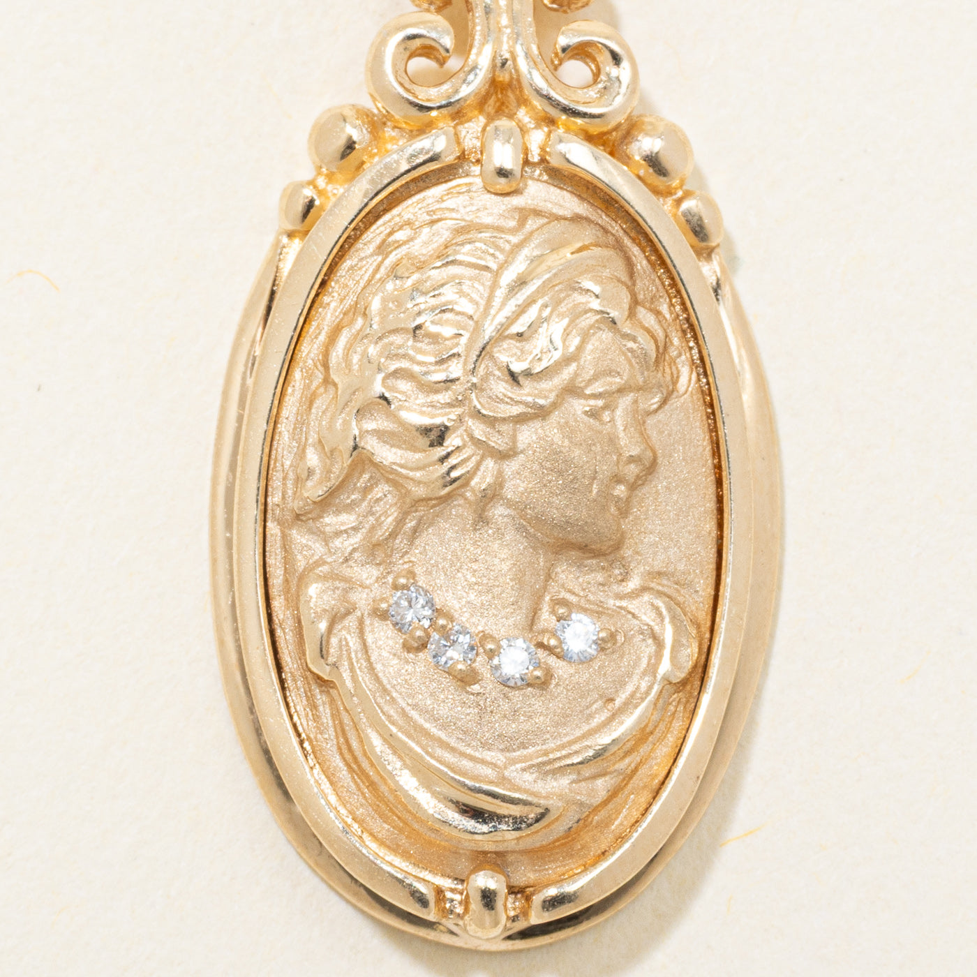 14k Yellow Gold Diamond Portrait Pendant