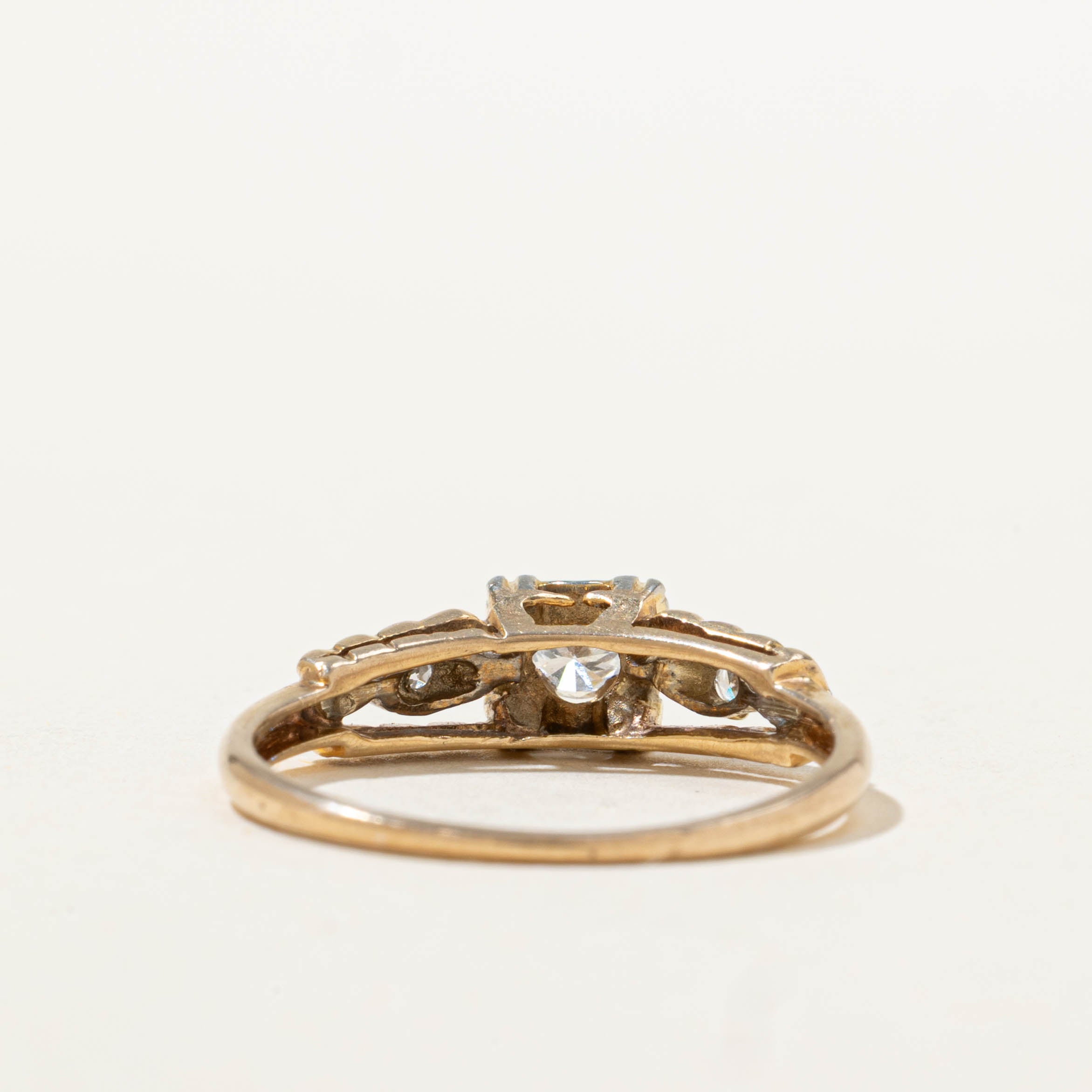 Vintage Canadian 14k Diamond Accented Textured Ring | SZ 6.25