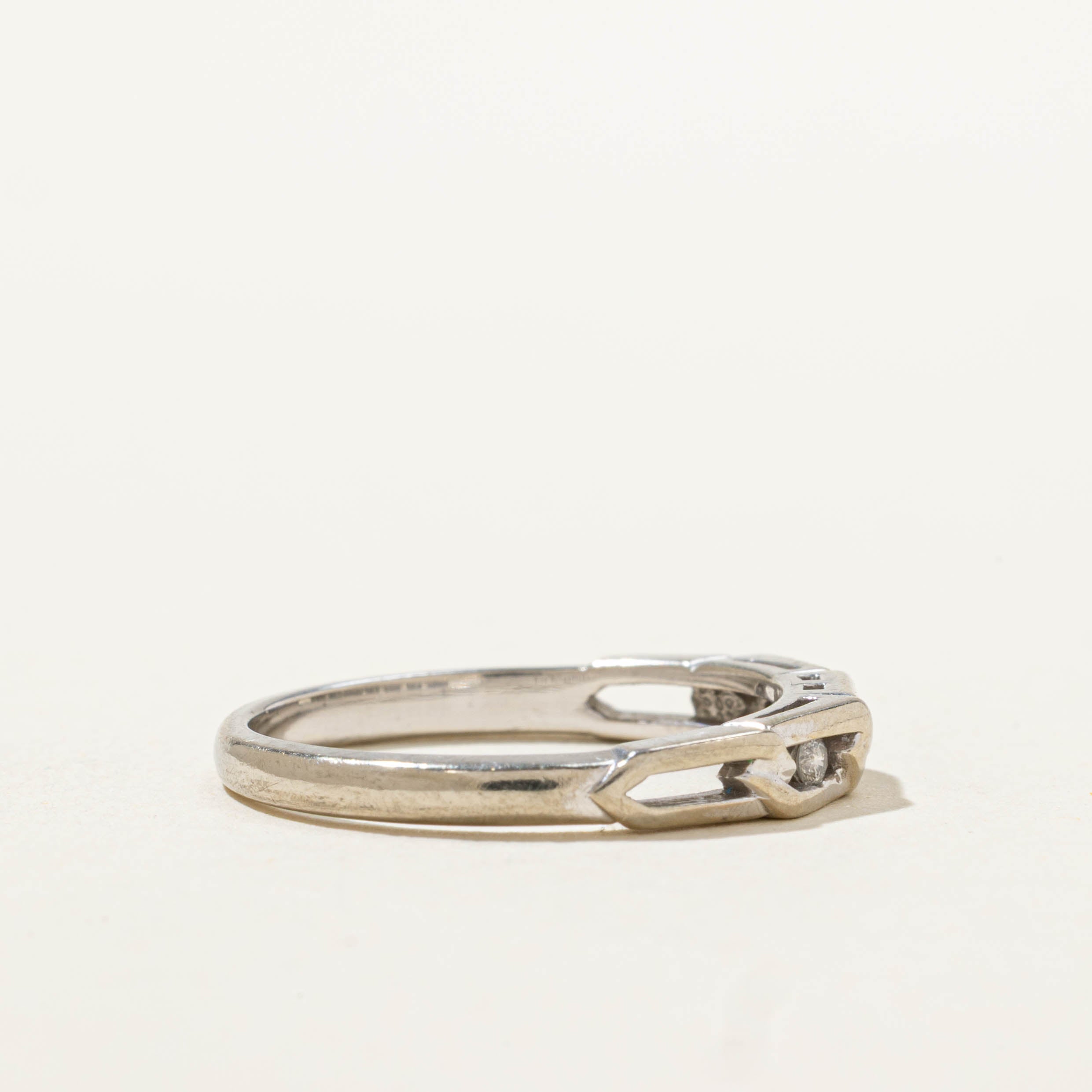 14k Three Stone Diamond Chain Link Design Ring | SZ 6.5
