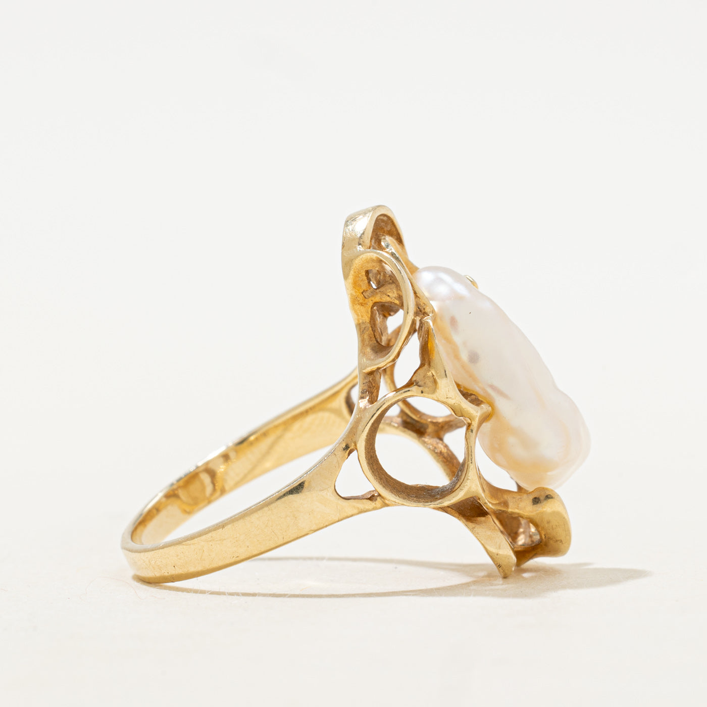 Baroque Pearl & Diamond Openwork Cocktail Ring | 0.005ct | SZ 8