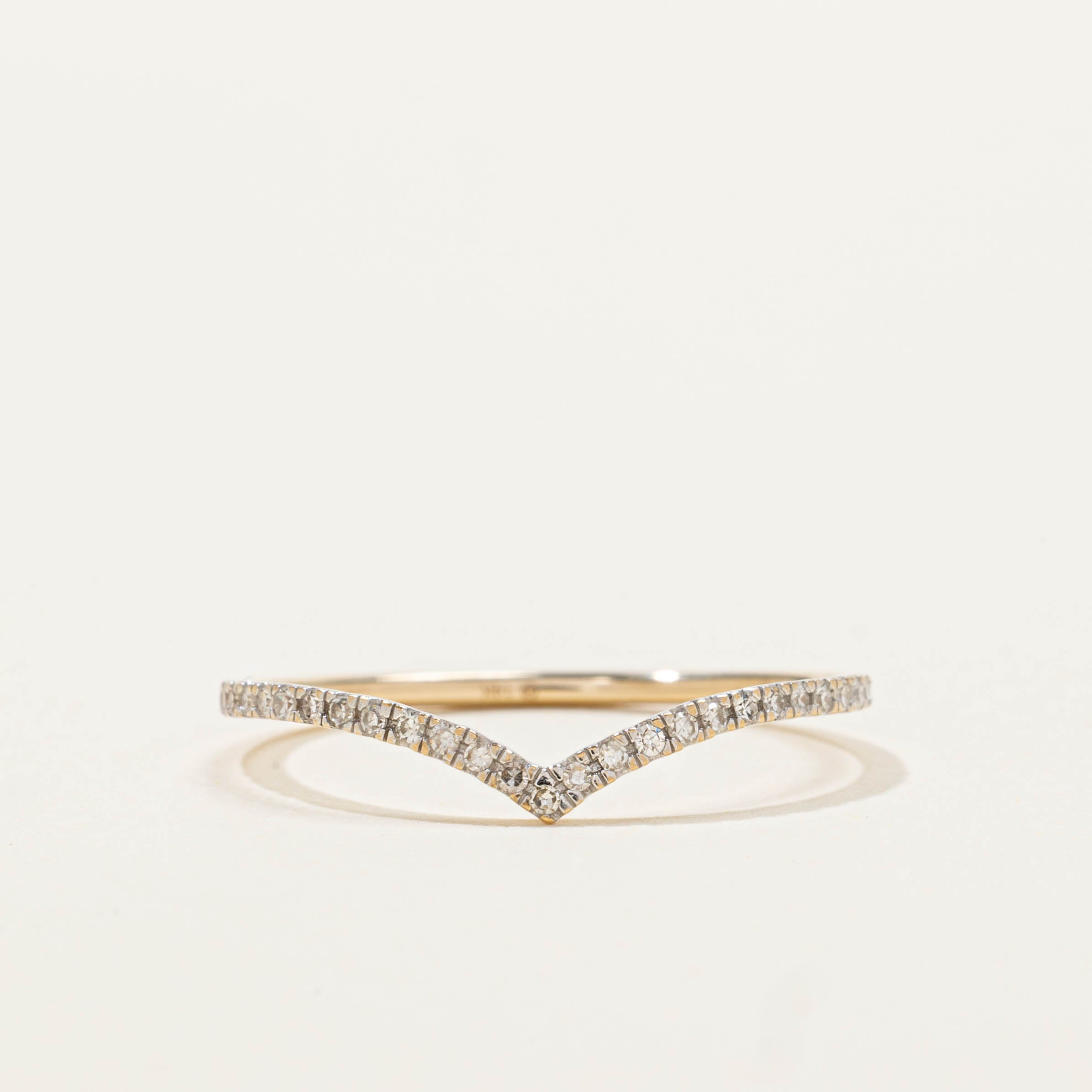 14k Pavé Set Diamond Chevron Ring | SZ 7