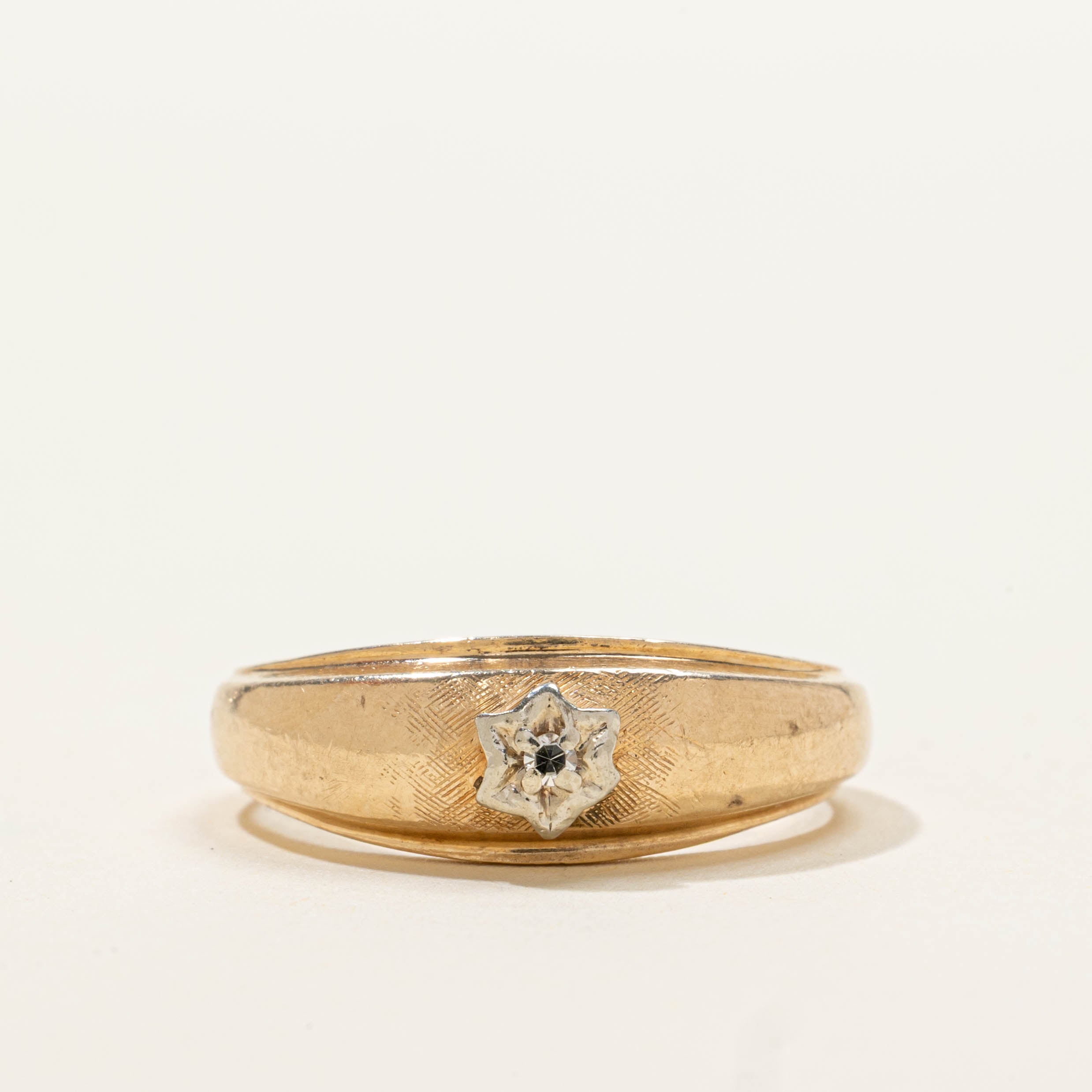 14k Diamond Star Textured Dome Ring | SZ 6.5