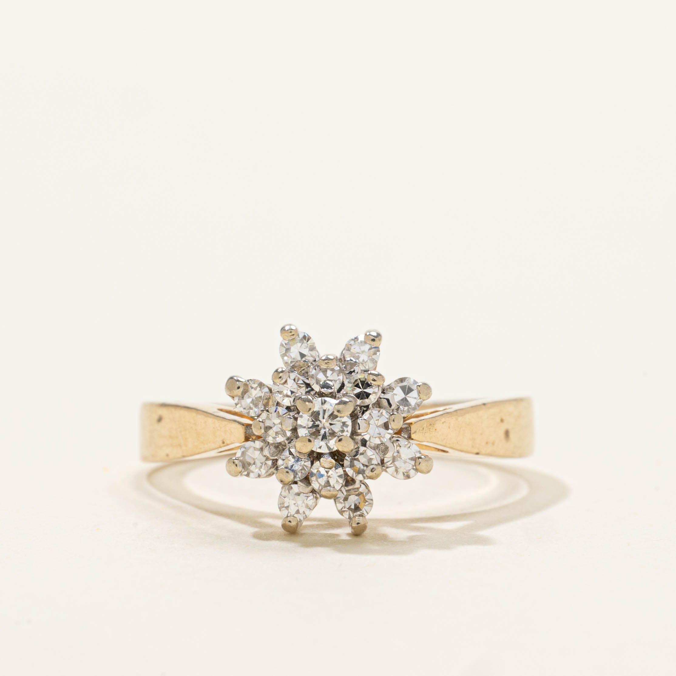 14k Diamond Petal Cluster Ring | SZ 6.5