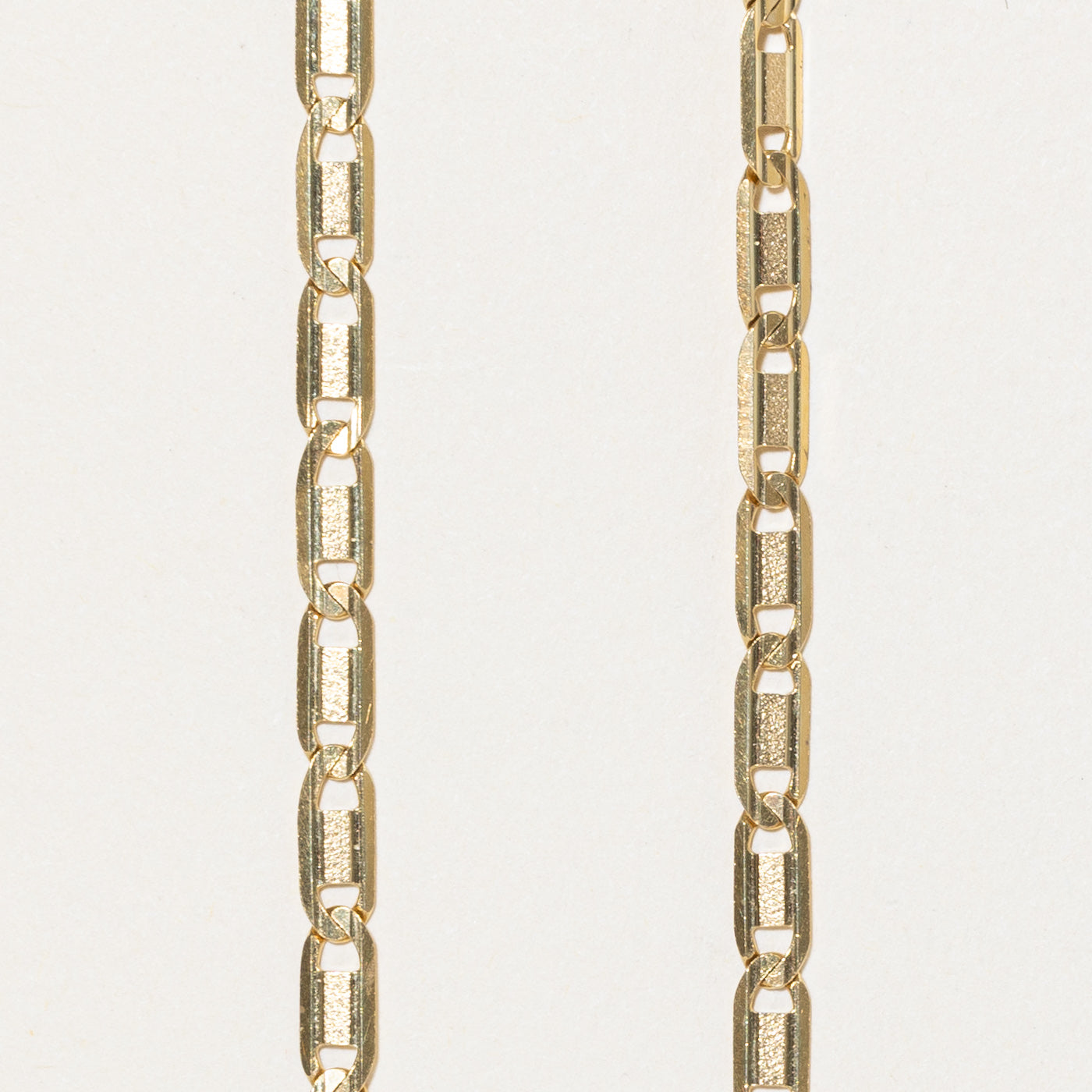 Italian 18K Yellow Gold Anchor Chain | 23.5"