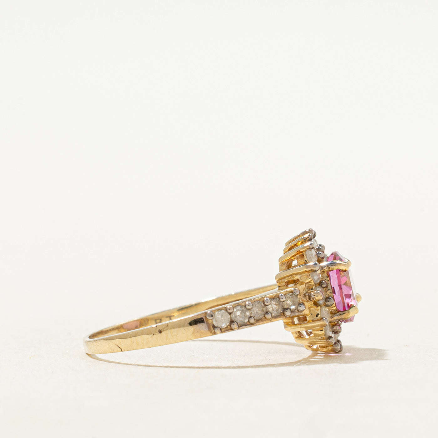 Bague East West en topaze rose sertie et halo de diamants | 1,17 ct, 0,26 ct au total | Taille 7