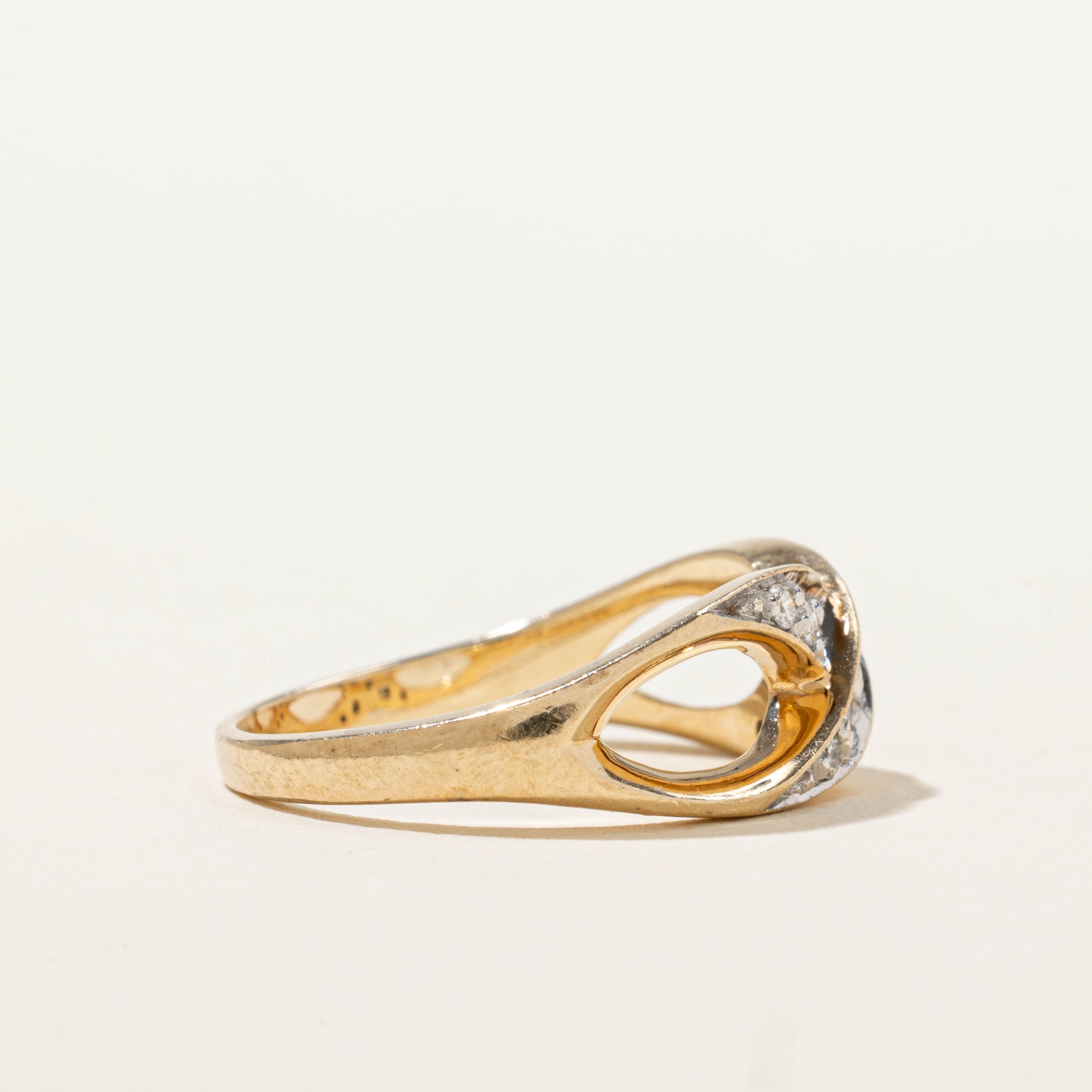 10k Diamond Infinity Crossover Ring | SZ 6.25