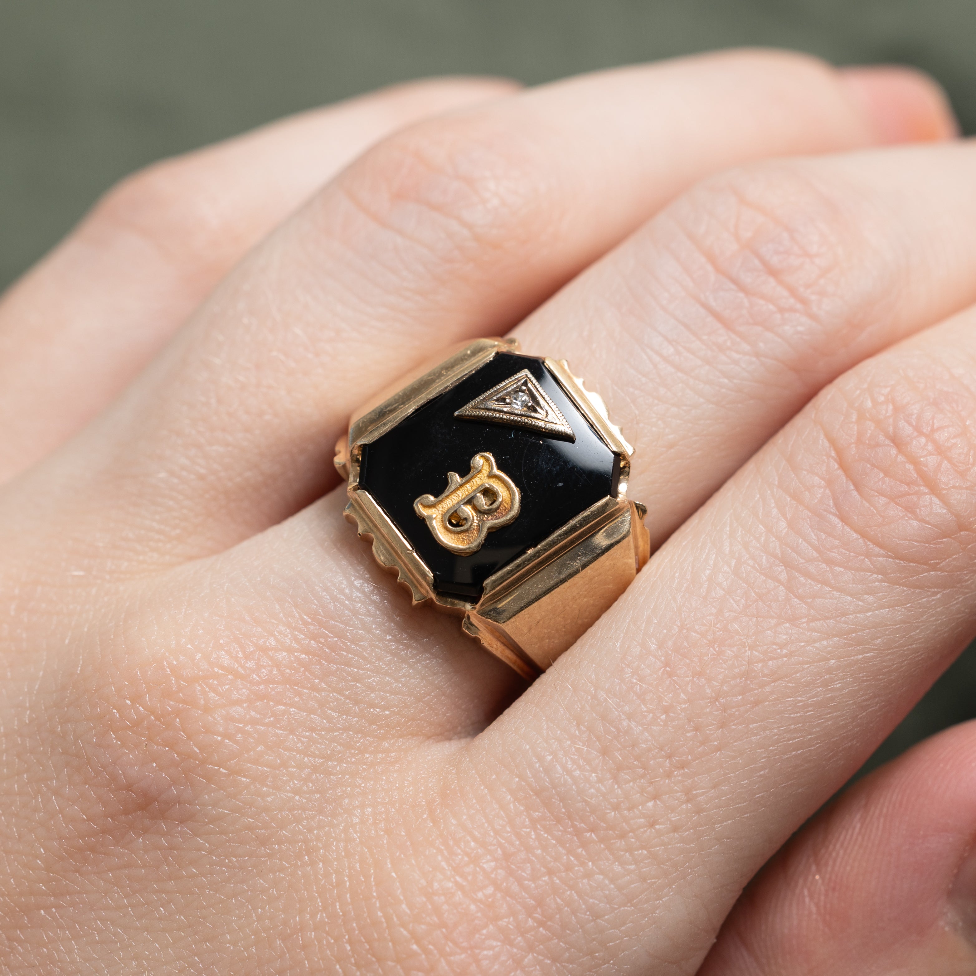 Onyx & Diamond "B" Initial Signet Ring | 0.003ct | SZ 7.75