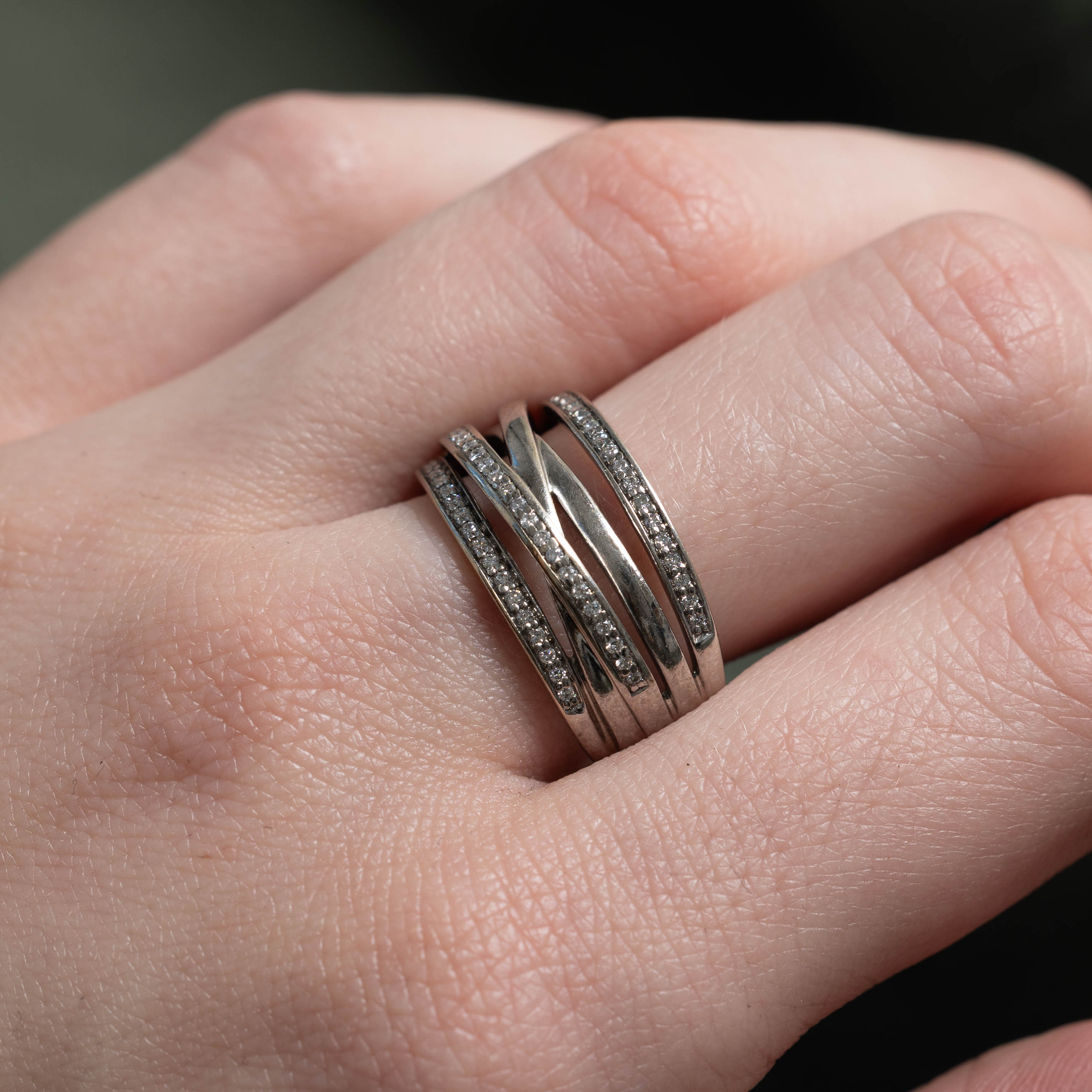 14k Diamond Multi Row Crossover Ring | SZ 7.5