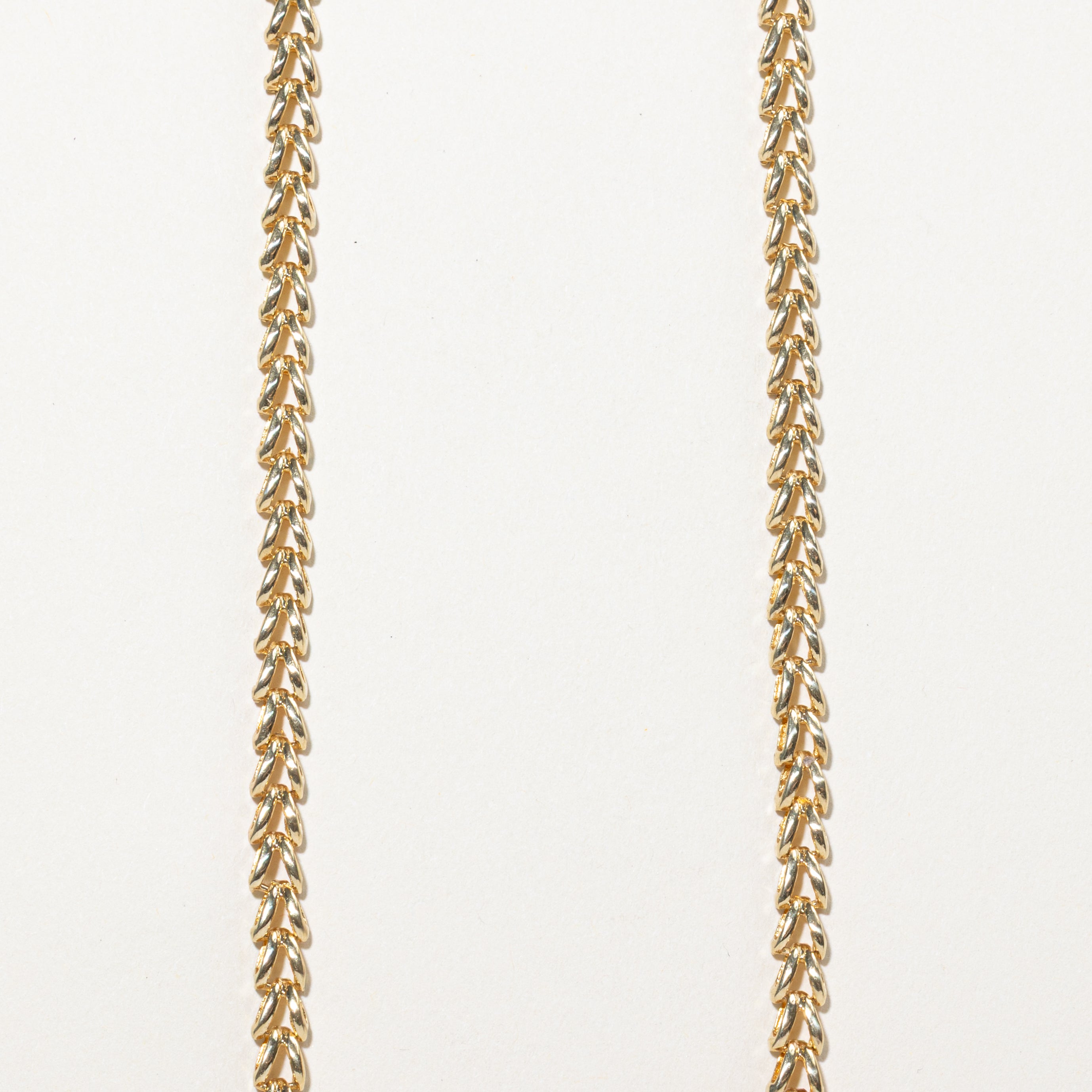 Diamond Heart Cluster Grooved Pendant Necklace | 0.11ctw | 16"
