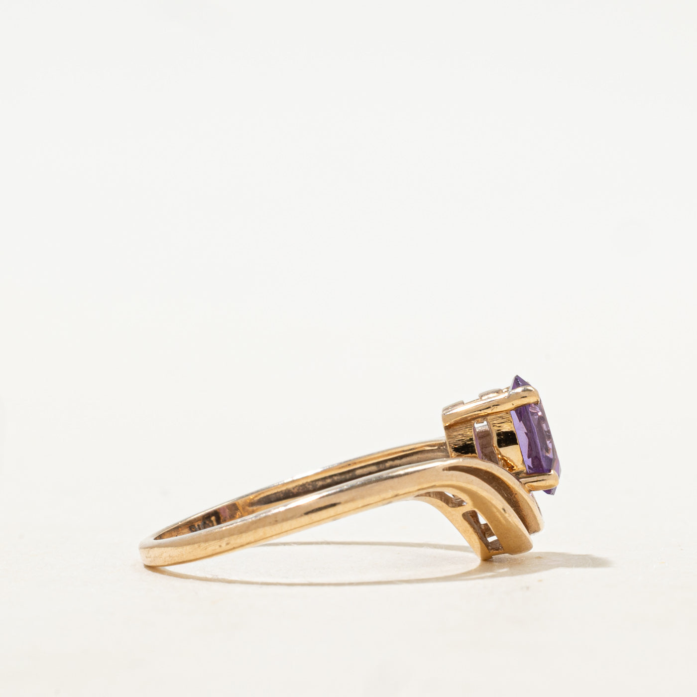 Amethyst & Diamond Offset Ring | 0.57ct, 0.01ct | SZ 7.25