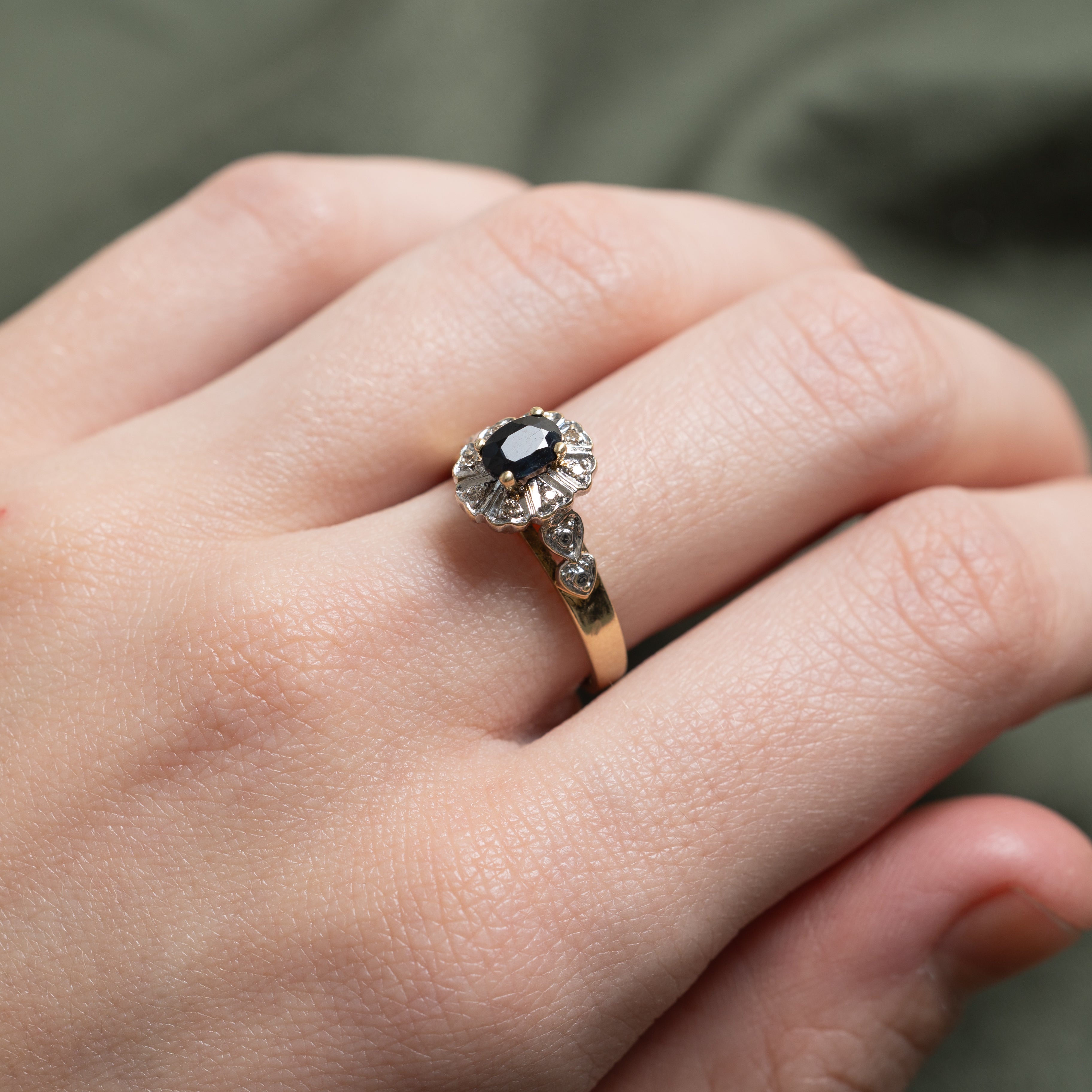 Vintage Oval Cut Sapphire & Diamond Halo Ring | 0.04ctw | SZ 6.5