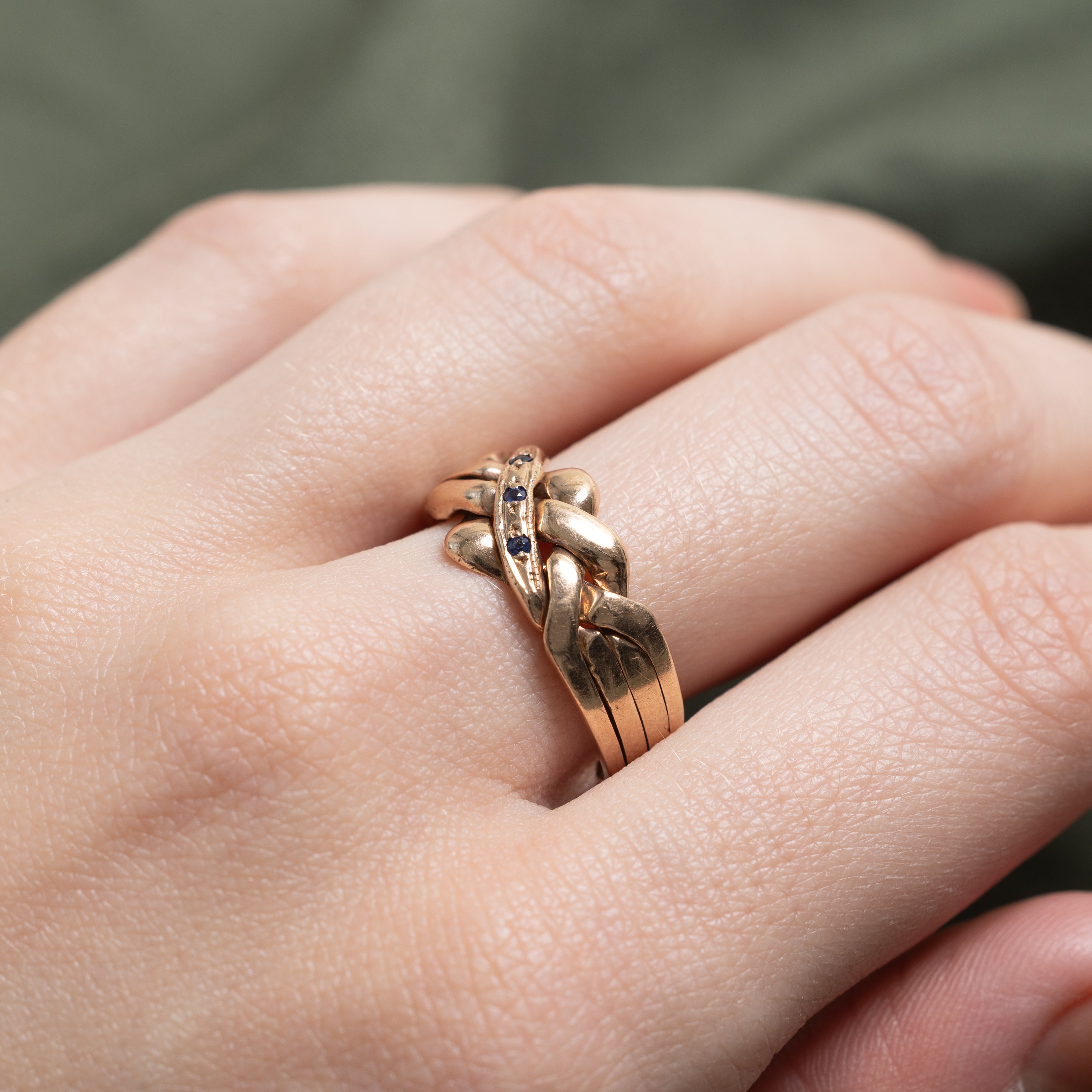 Yellow Gold Three Stone Sapphire Puzzle Ring | SZ 8