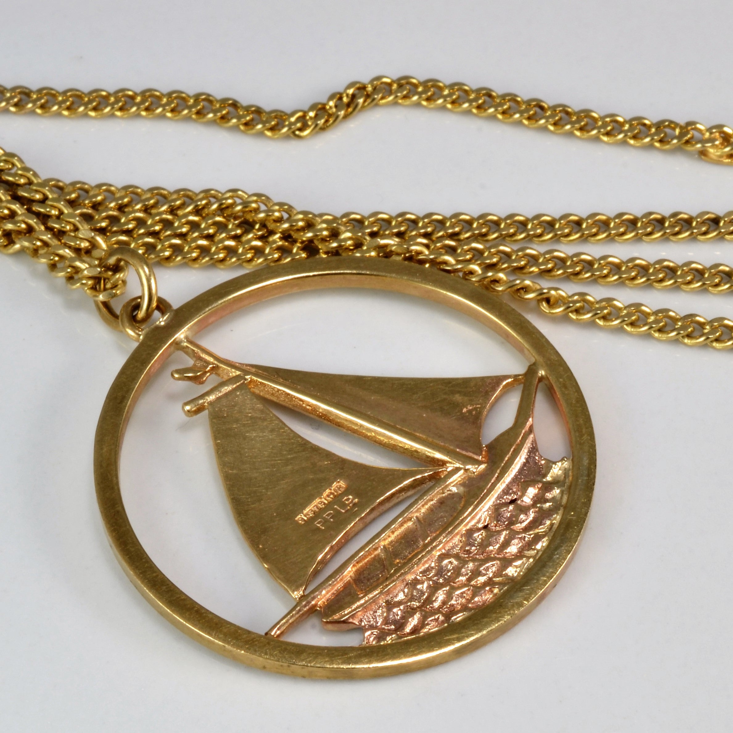1966 Birmingham Hallmarked Yellow Gold Sailboat Necklace | 26" |