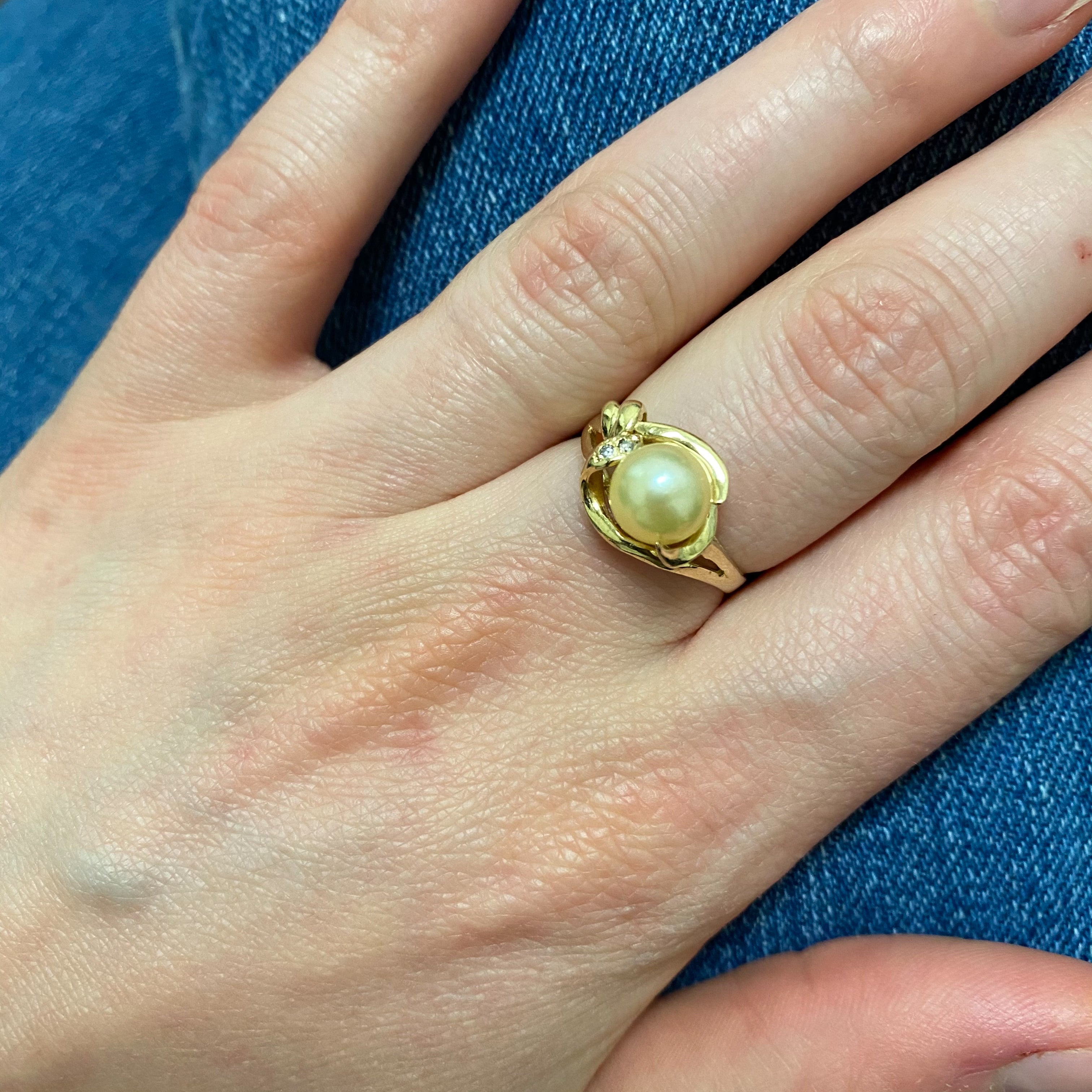 Bypass Diamond & Pearl Ring | 0.01ctw, 2.86ct | SZ 7 |