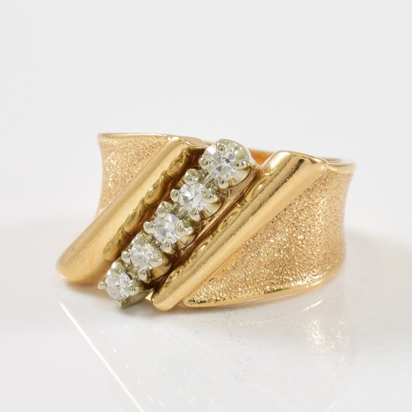 Bague cinq diamants | 0,15 ct au total | Taille 3,75 |