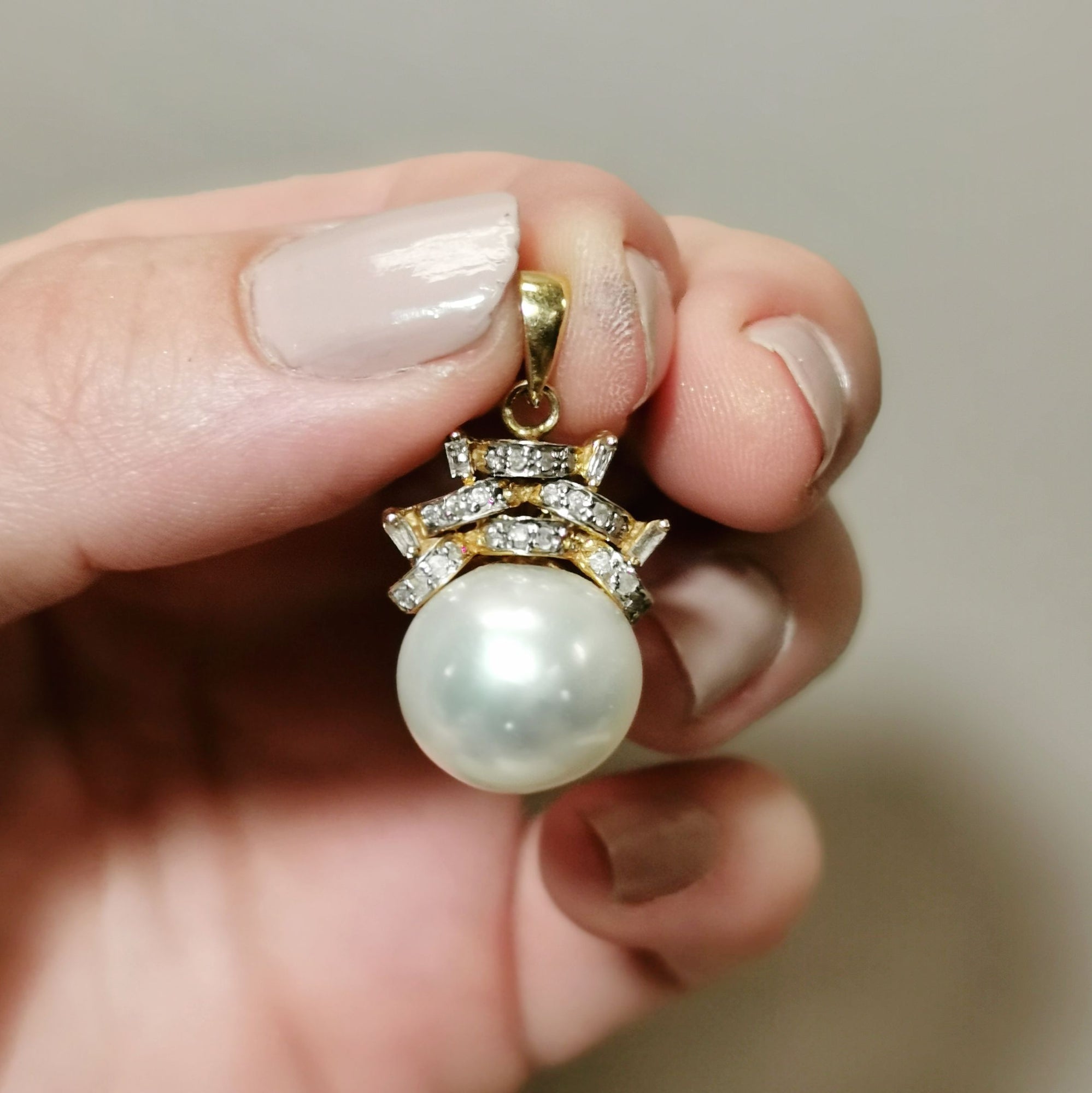 Diamond & Pearl Pendant | 0.15ctw |