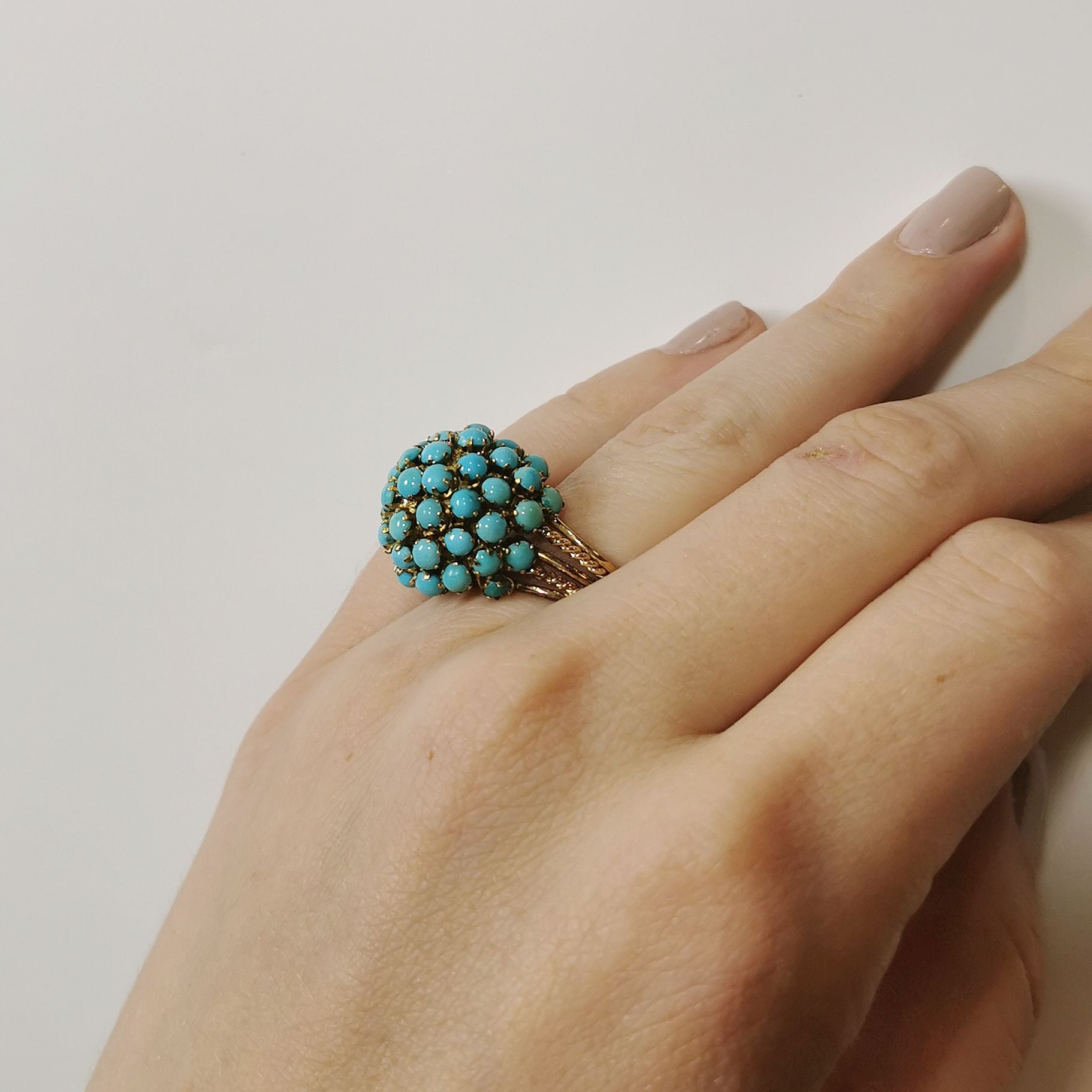 Turquoise Burst Cocktail Ring | 8.00ctw | SZ 7 |
