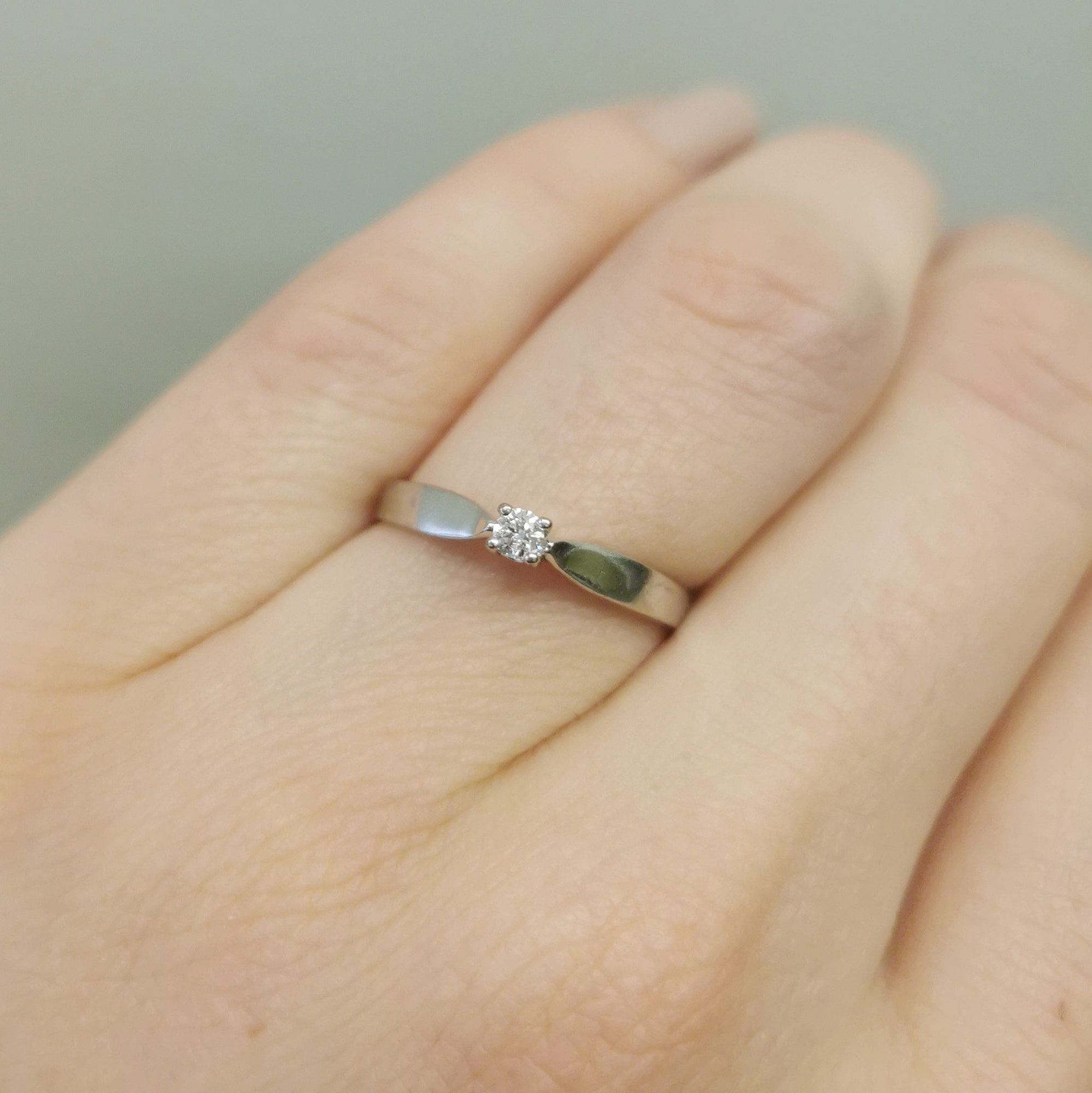 Petite Solitaire Diamond Ring | 0.06ct | SZ 7.75 |