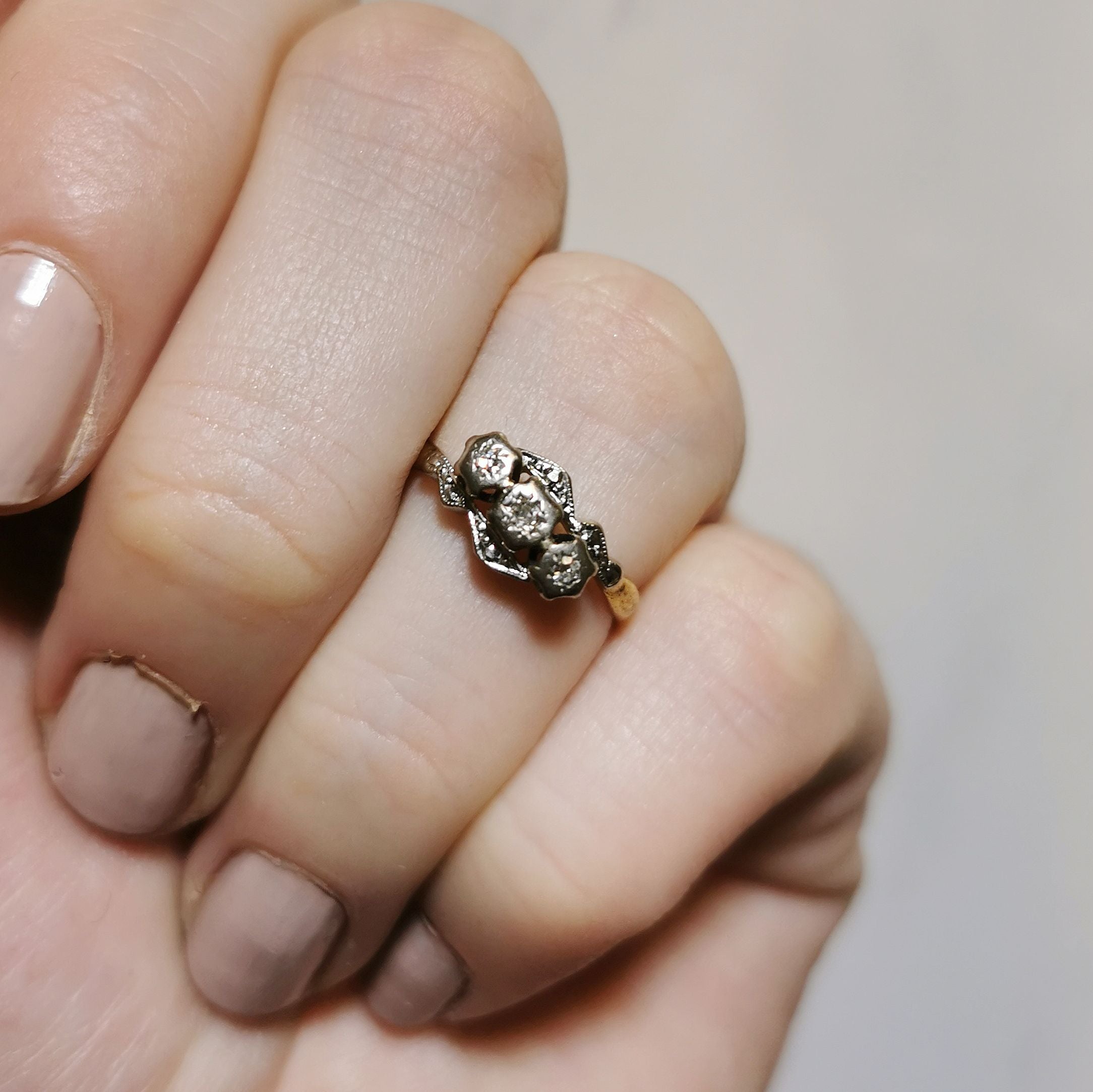 Charles Green & Son' Diamond Bypass Ring Circa 1920s | 0.04ctw | SZ 5.5 |