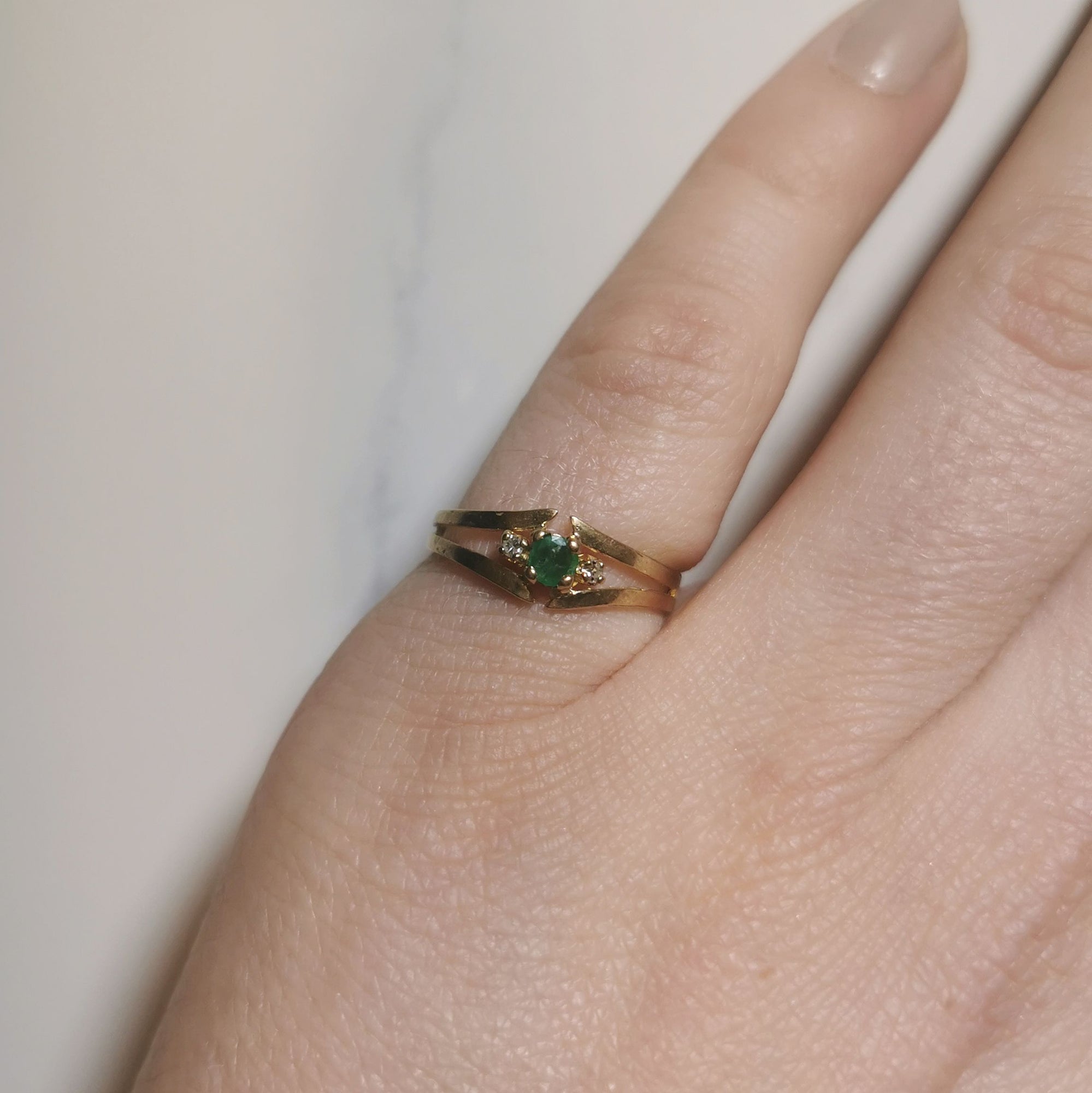 'Birks' Emerald & Diamond Split Shank Ring | 0.02ctw, 0.12ct | SZ 5.5 |