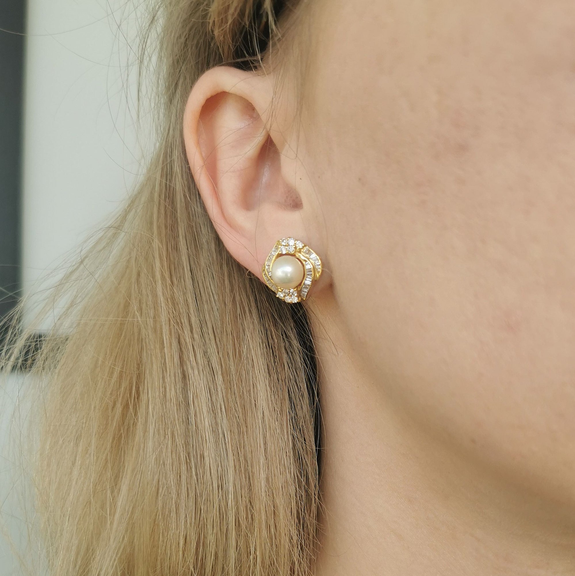Baguette Diamond & Pearl Earrings | 0.46ctw, 5.28ctw |