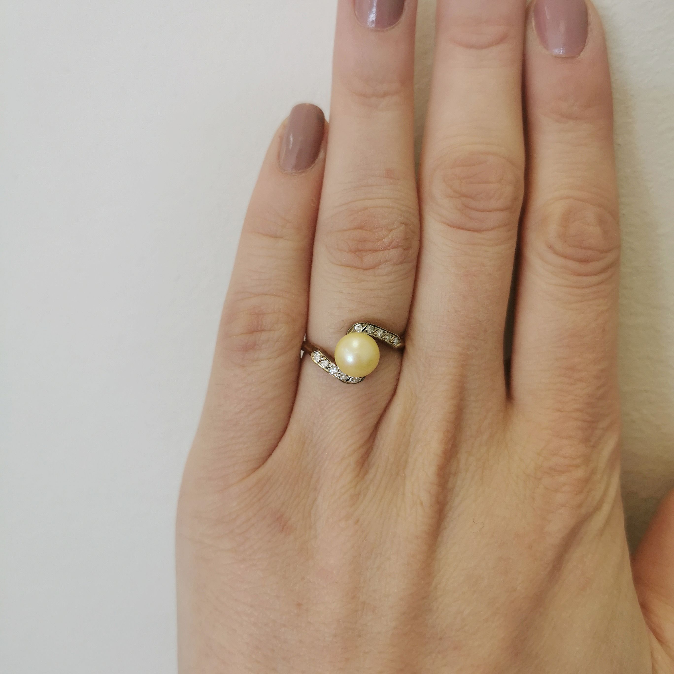 Late 1930s Pearl & Diamond Bypass Ring | 0.10ctw, 2.90ct | SZ 6.5 |