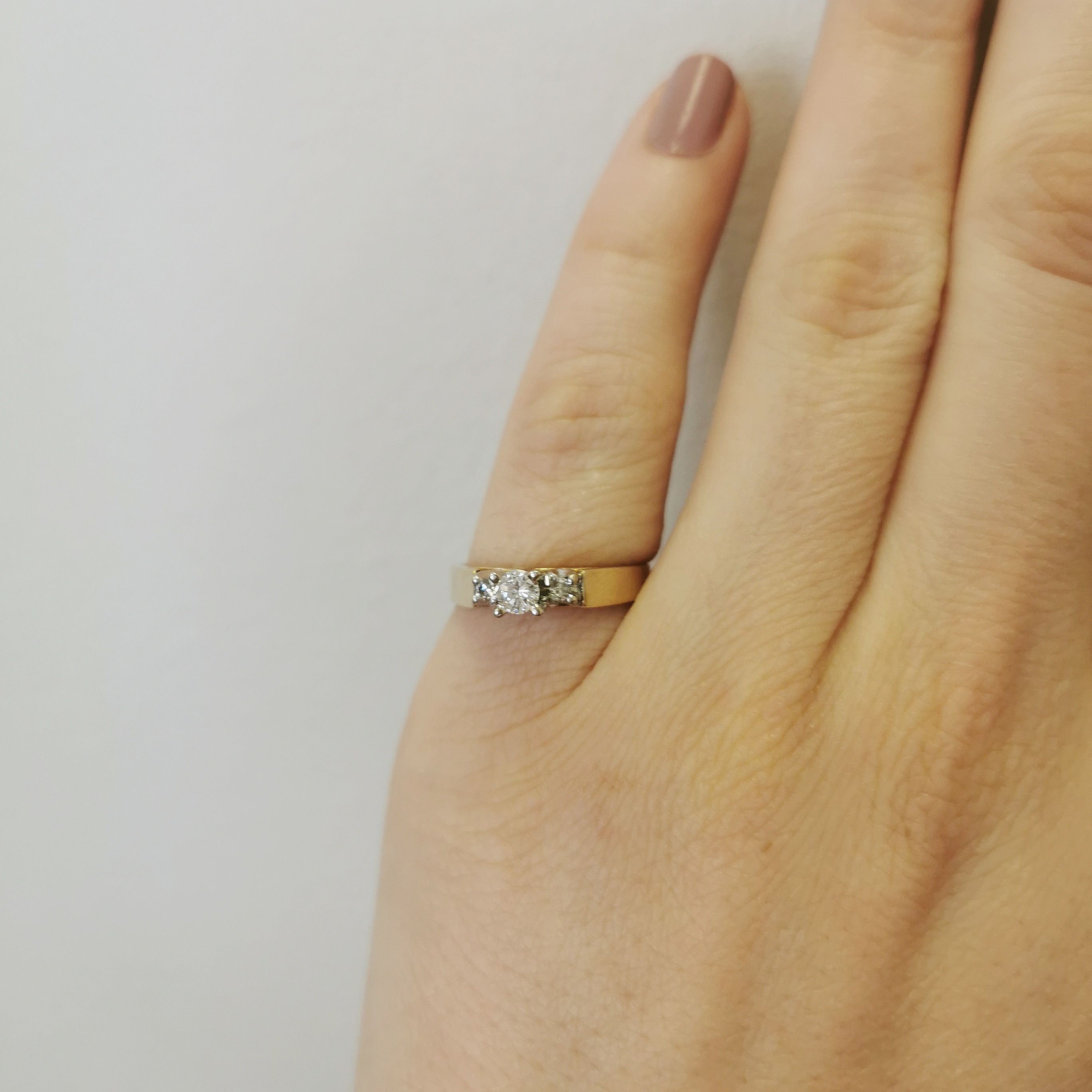 High Set Three Stone Diamond Ring | 0.20ctw | SZ 5.75 |