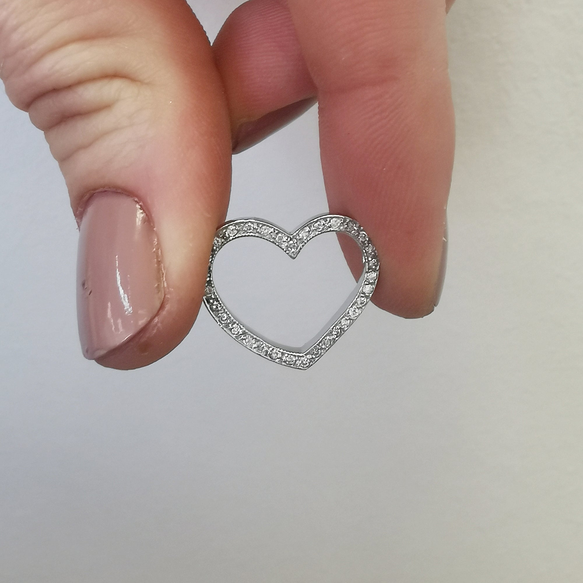 Pave Diamond Heart Pendant | 0.08ctw |