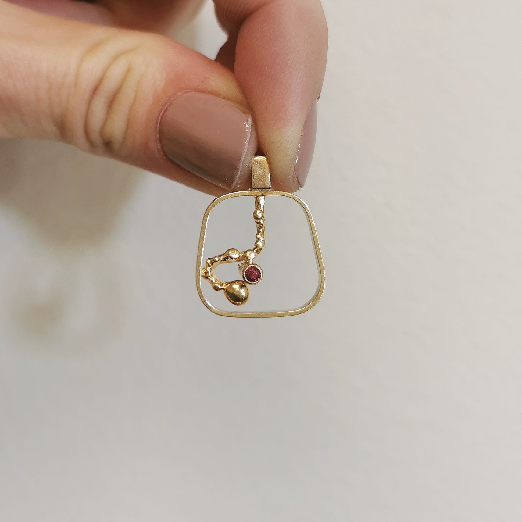 Abstract Ruby Pendant | 0.05ct |