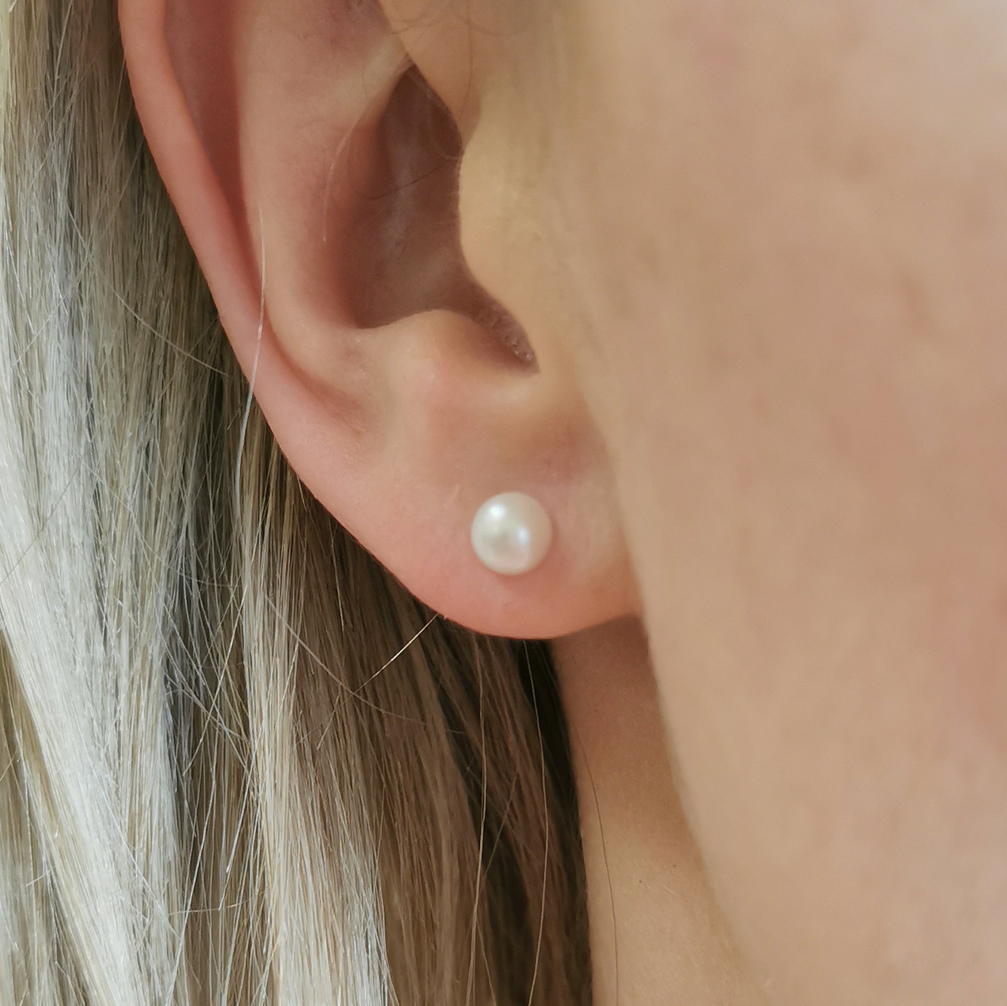 Button Pearl Stud Earrings | 1.50ctw |