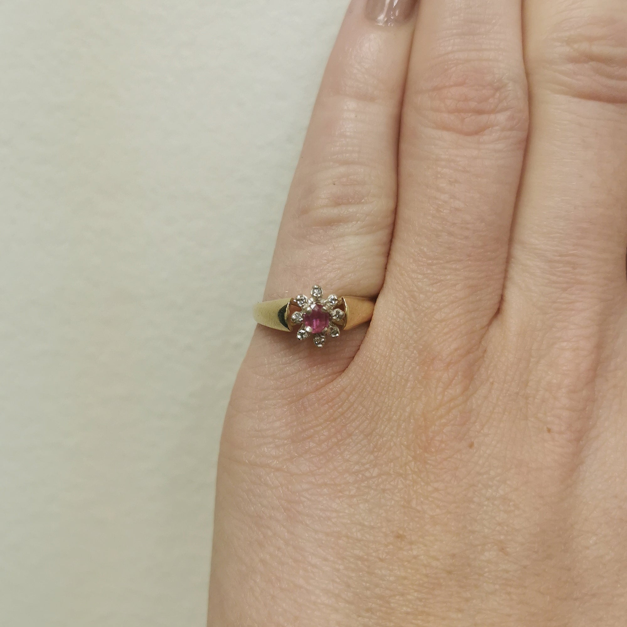 Pink Sapphire & Diamond Halo Ring | 0.22ct, 0.05ctw | SZ 6 |