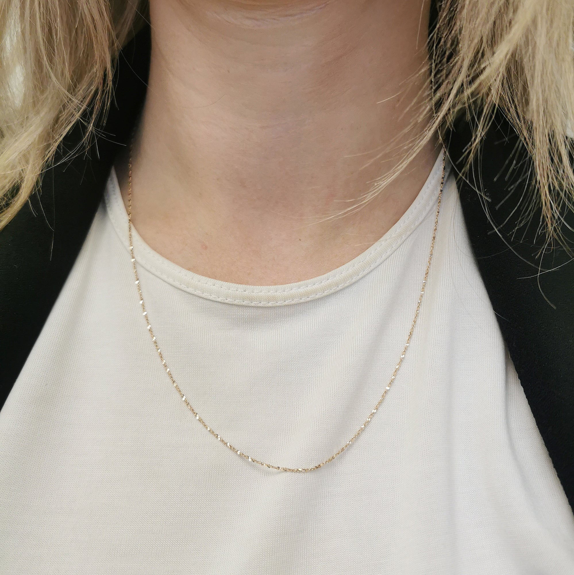 10k Yellow Gold Tinsel Chain | 19
