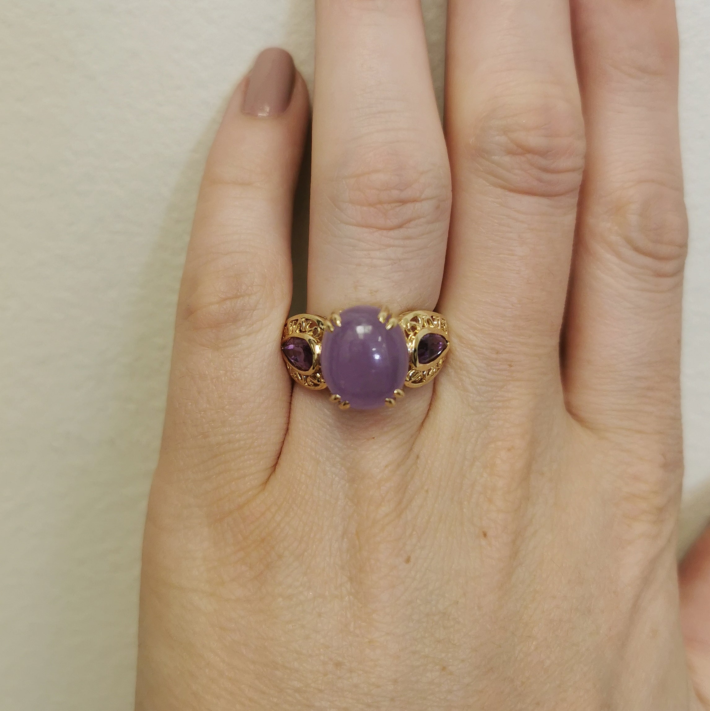 Lavender Jade & Amethyst Cocktail Ring | 7.75ct, 1.00ctw | SZ 8 |